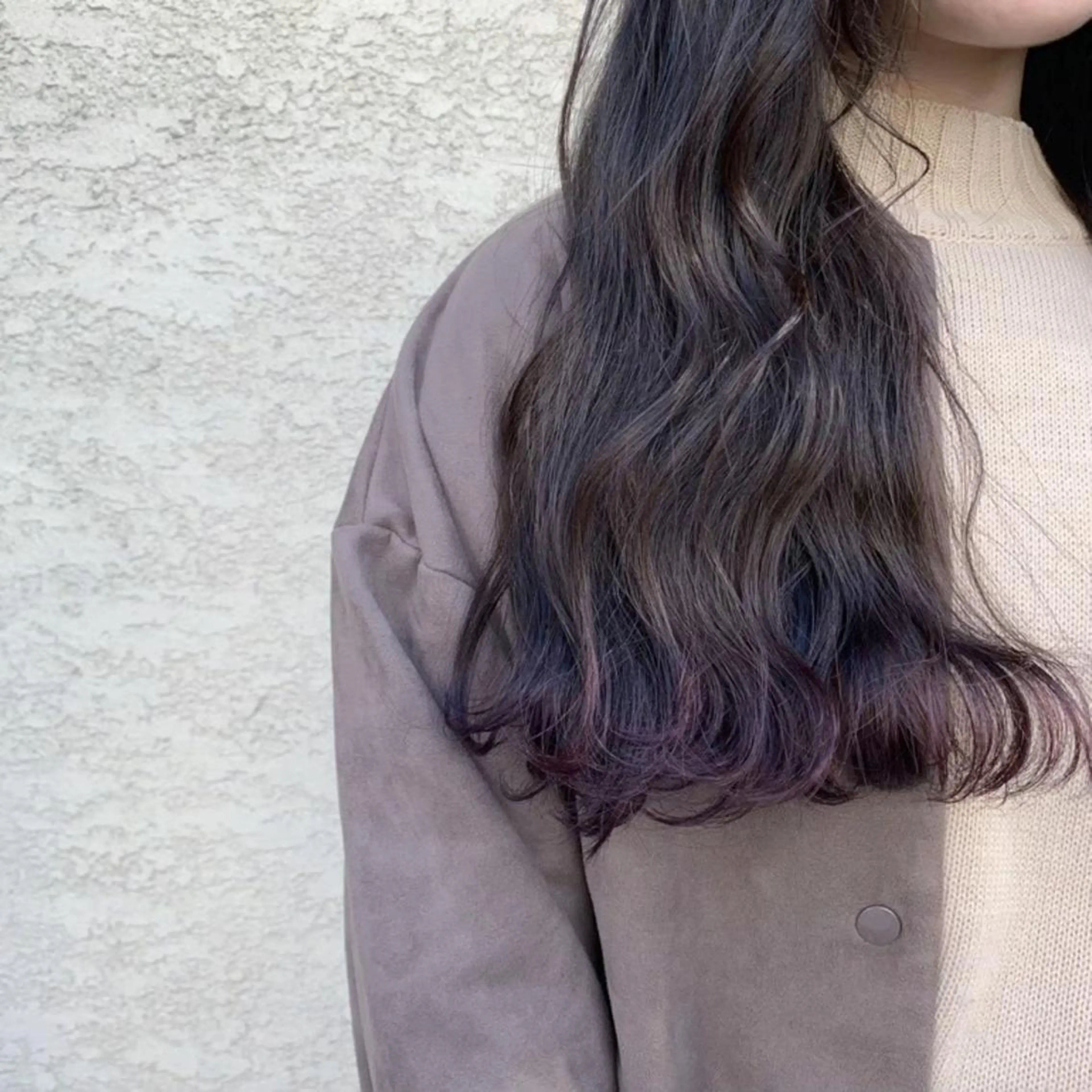 ロング カラー ヘアアレンジ バイオレットカラー 韓国風ヘア ヘアカラー トリートメント 韓国×巻ける髪質改善 💍maki💍のヘアスタイル