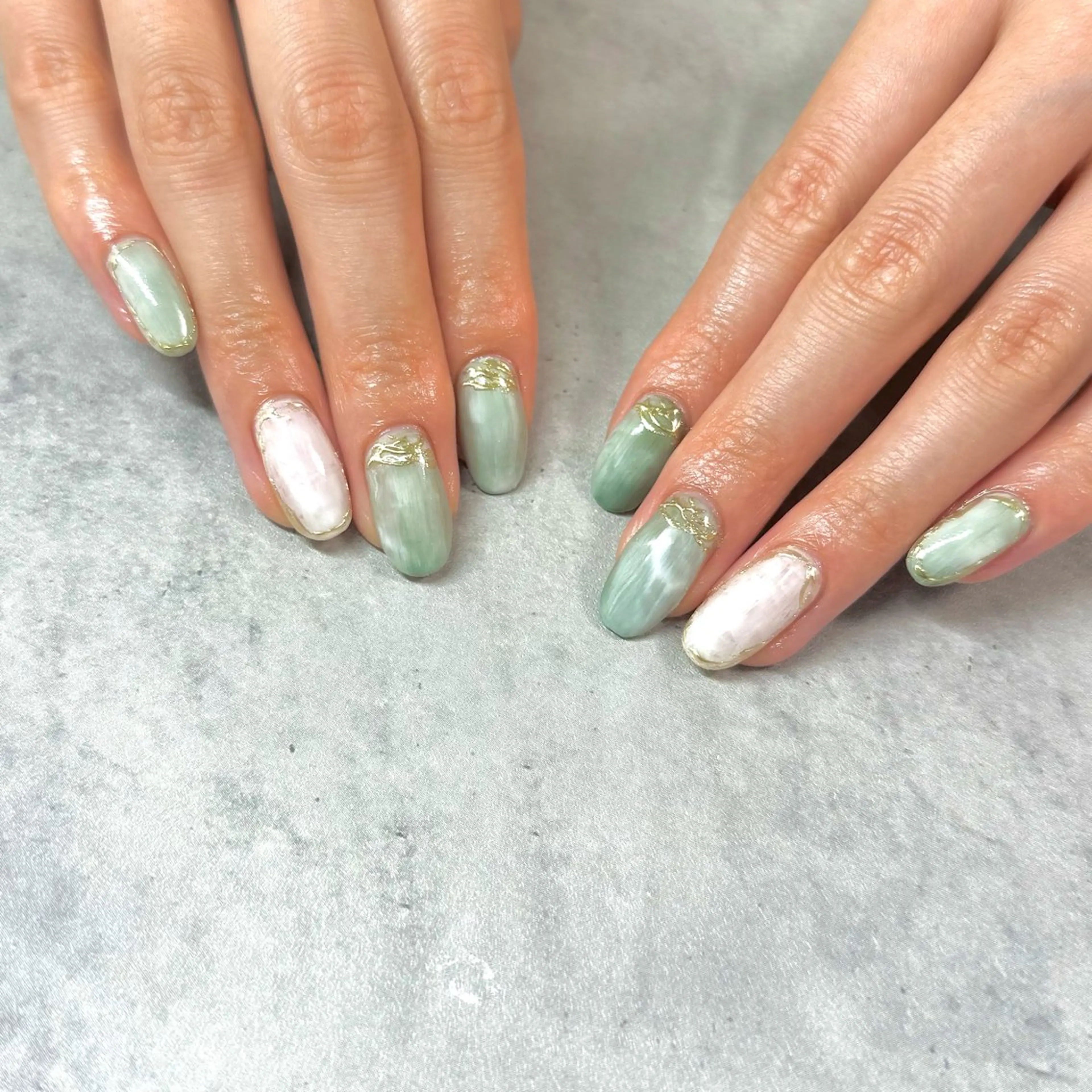 ネイル グリーン ハンドネイル N.plus NaiLのネイルデザイン