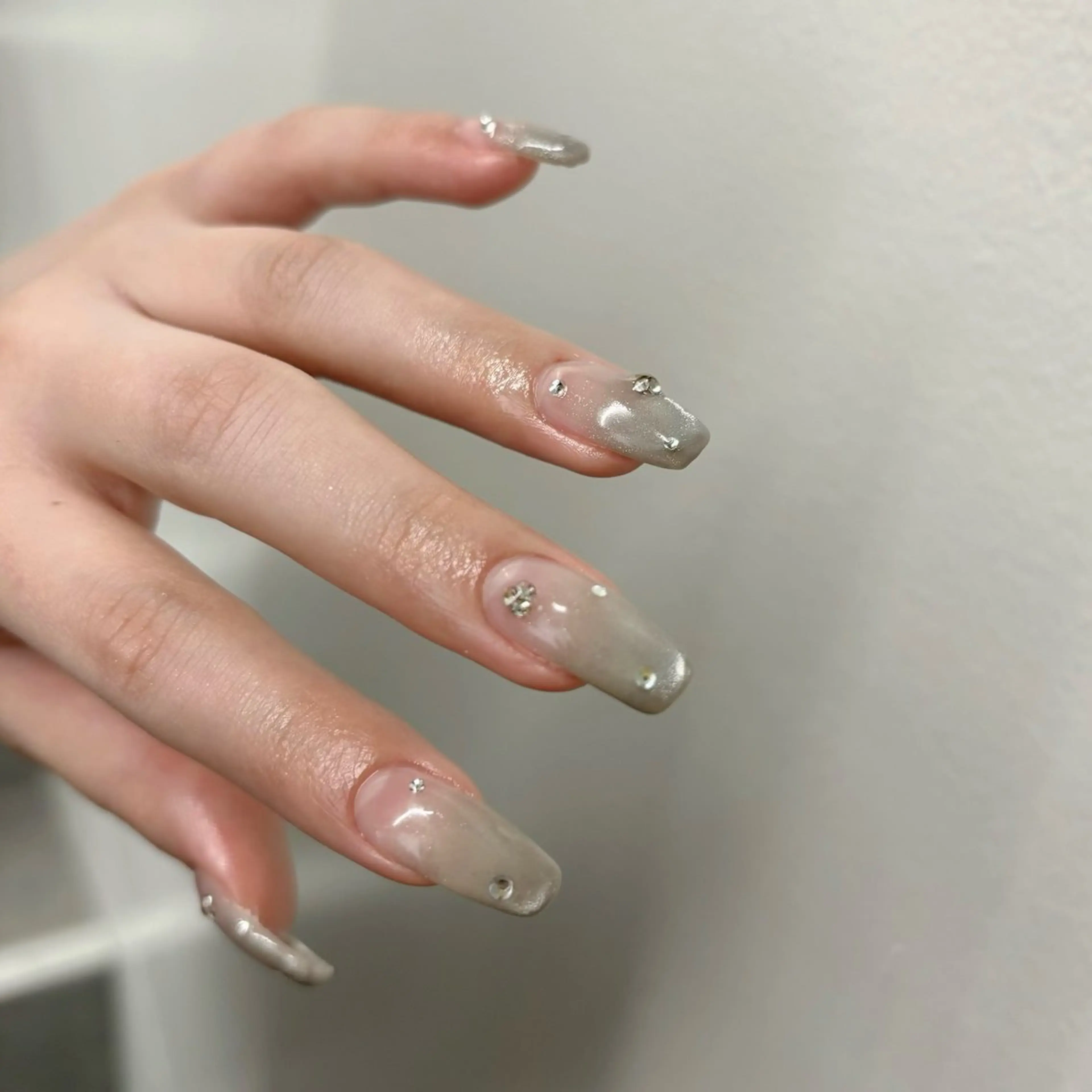 ネイル ハンドネイル rina ニュアンス♡ワンホンのネイルデザイン