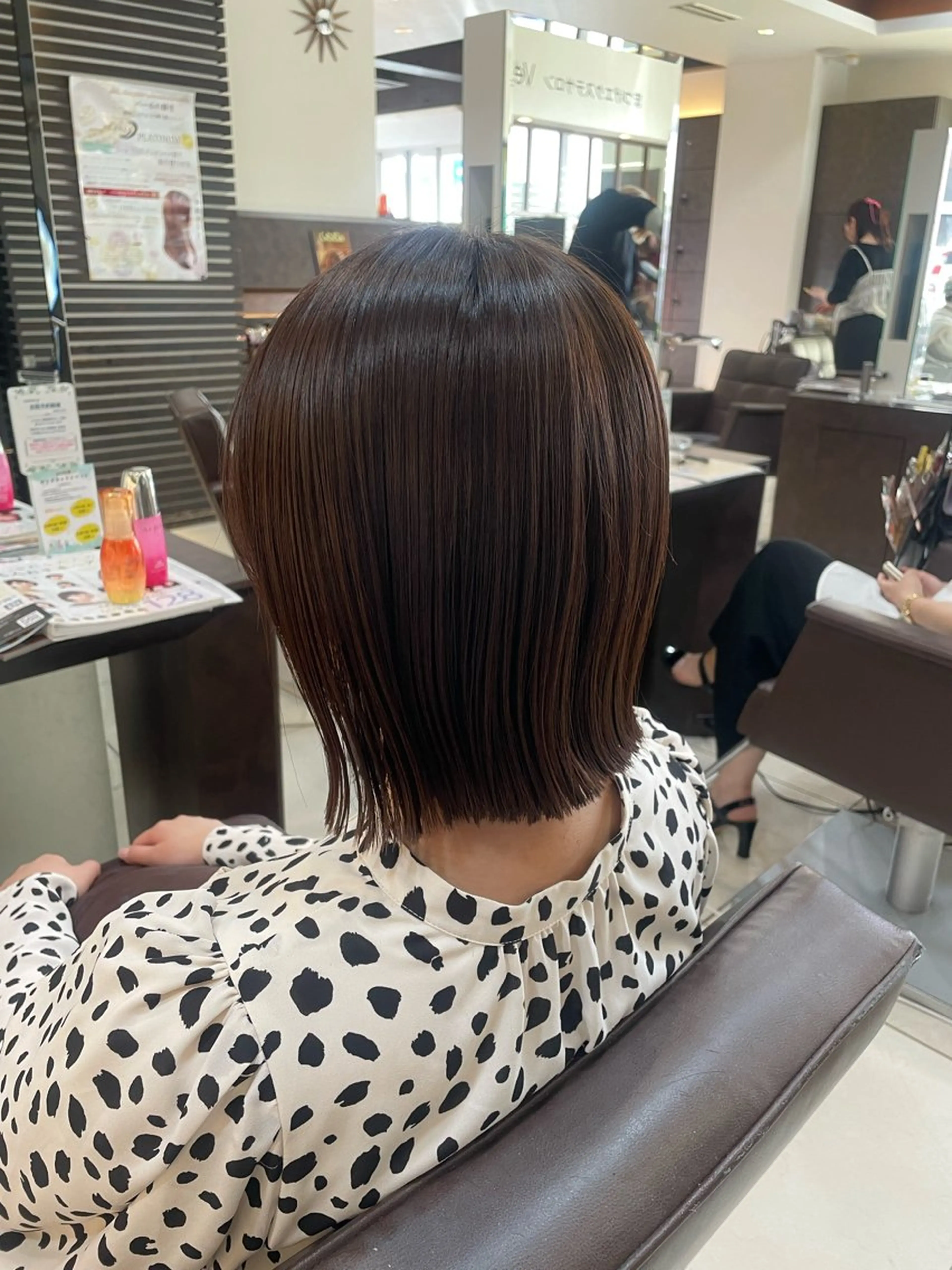 ミディアム カラー カット ヘアカラー トリートメント 🤎韓国ヘア ベージュ まゆか🤎のヘアスタイル