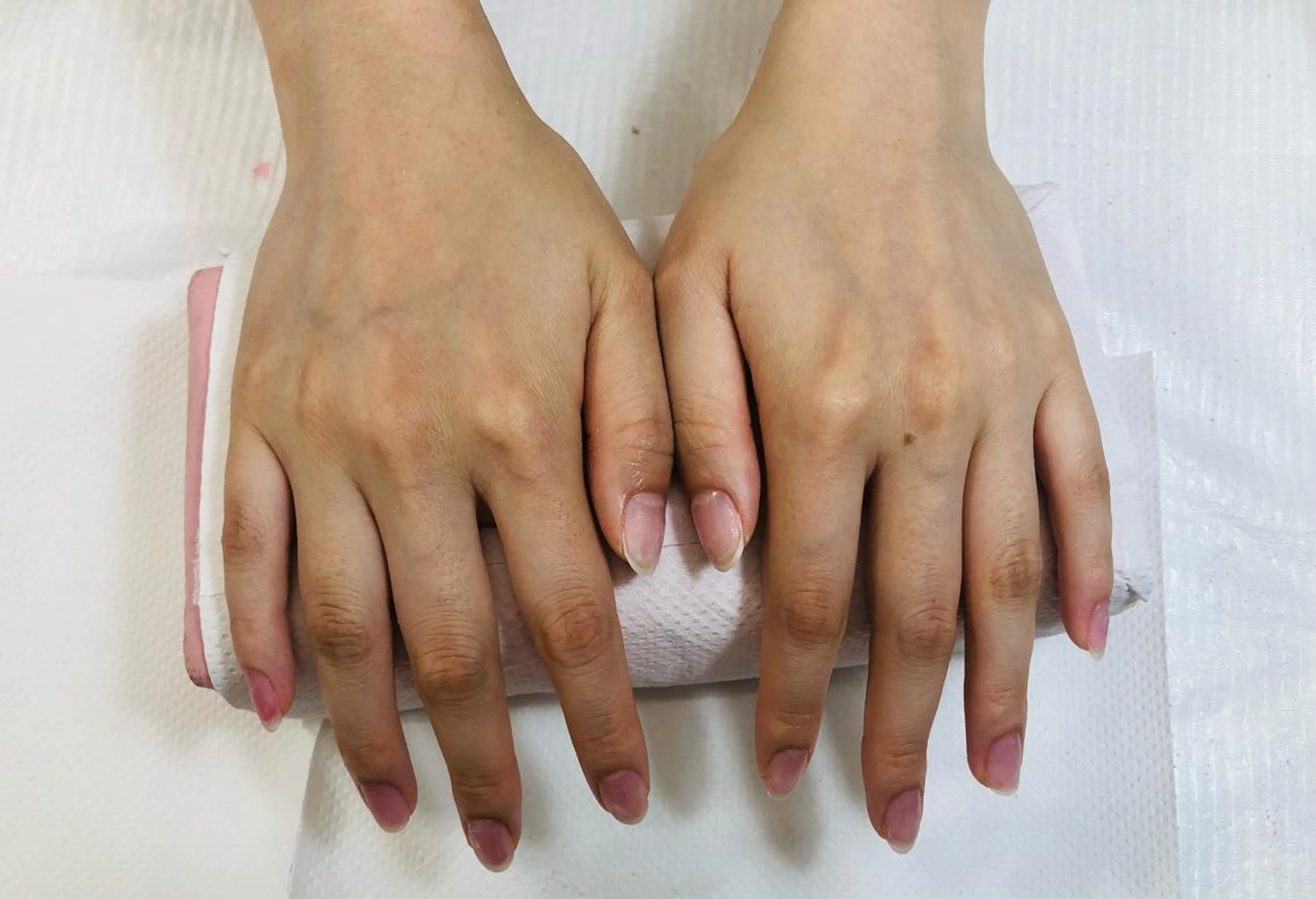 ネイル MAXKELLY 大阪・梅田店所属・徳田 亜衣佳のネイルデザイン