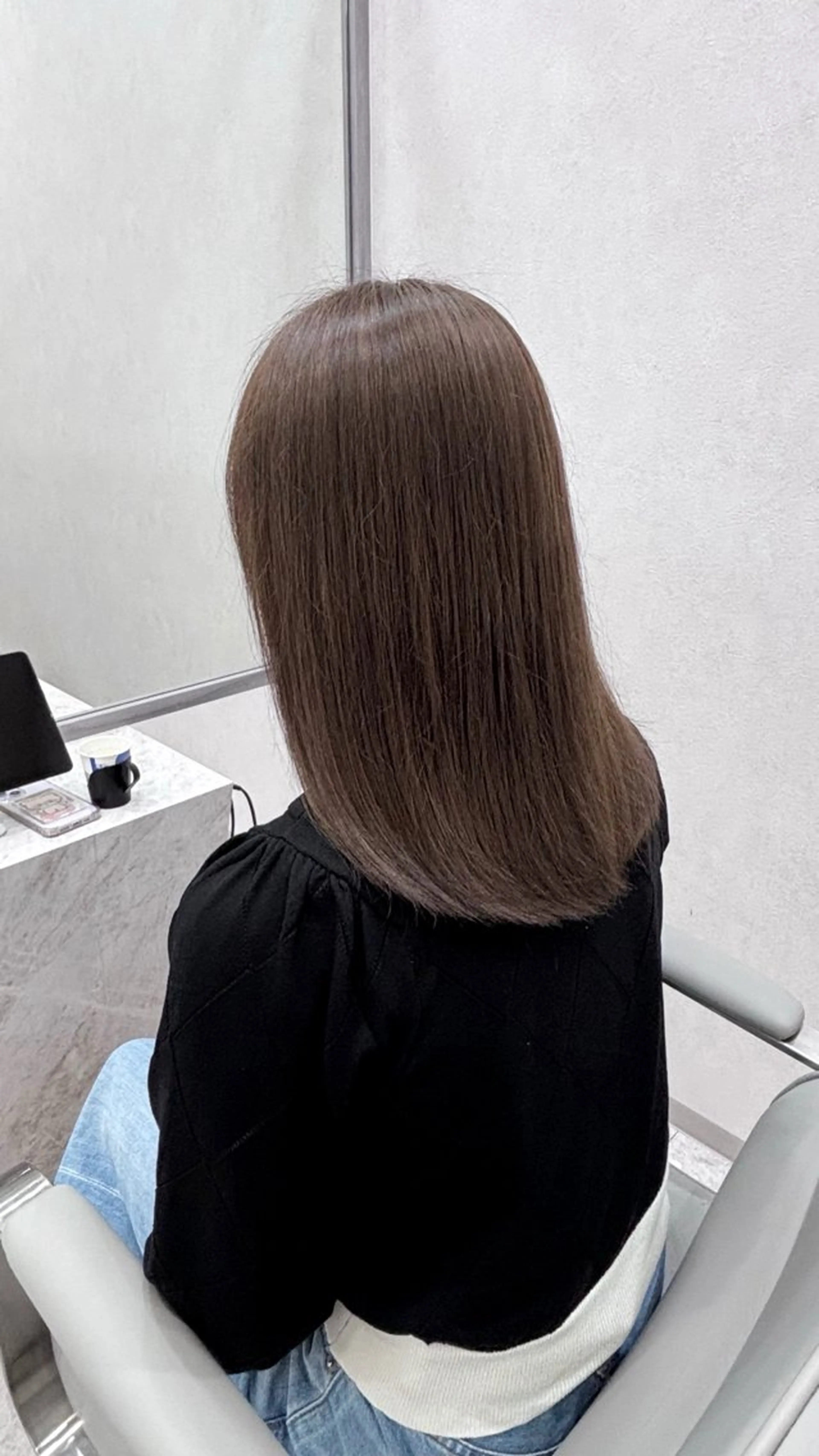 ミディアム カラー ブリーチ グレージュ ミルクティーグレージュ ヘアカラー 🫧髪質改善🫧 神田紗来のヘアスタイル