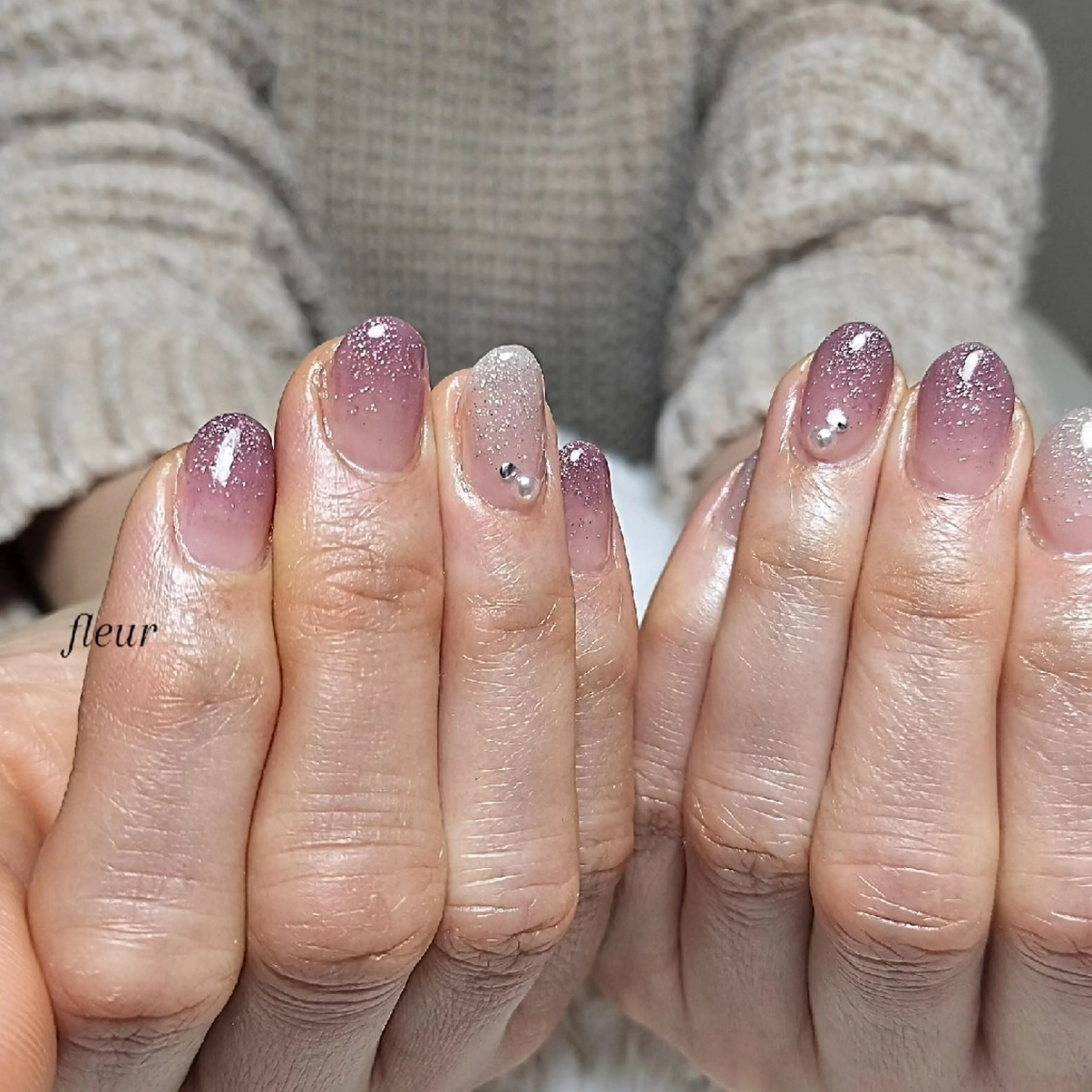 ネイル グラデーション megumi. sのネイルデザイン