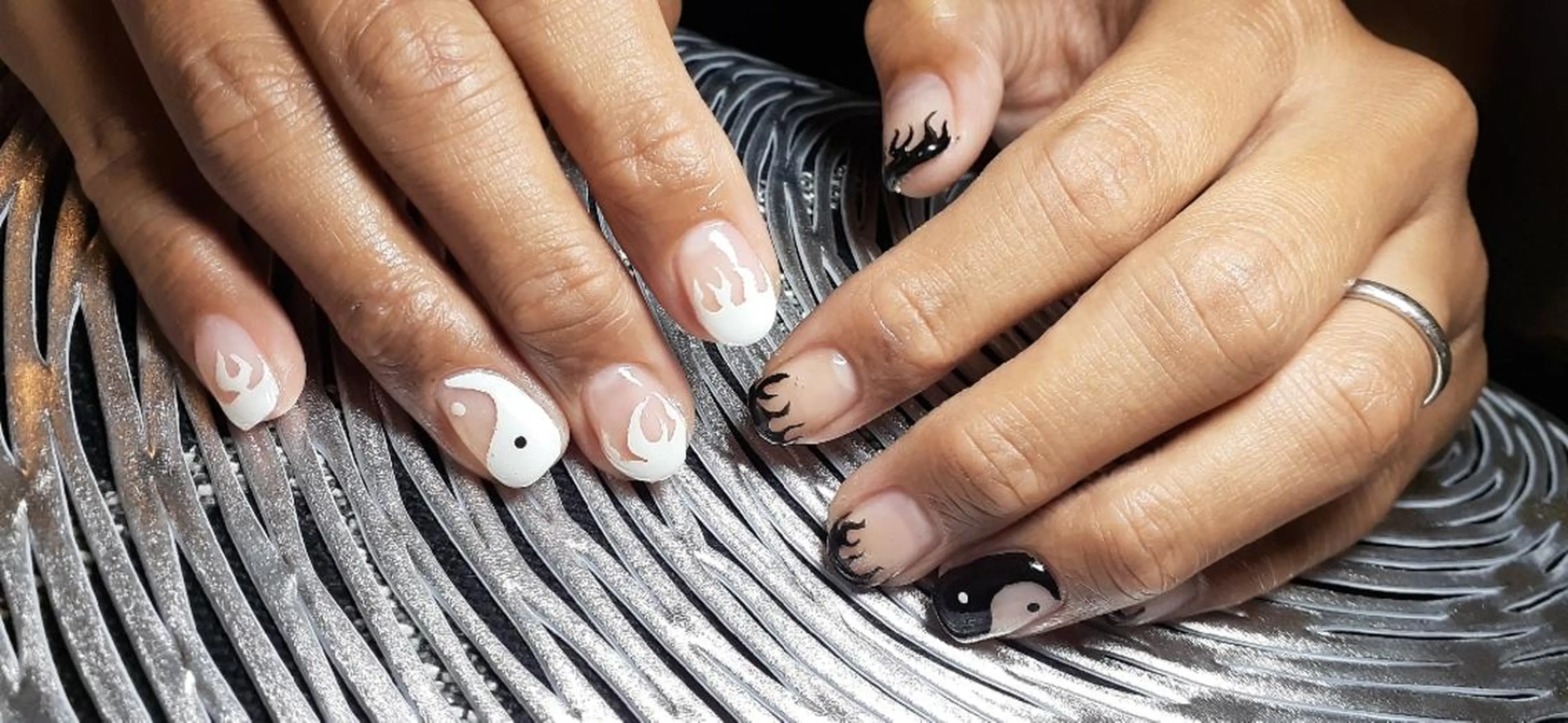 ネイル ハンドネイル フットネイル 大島 さやかのネイルデザイン