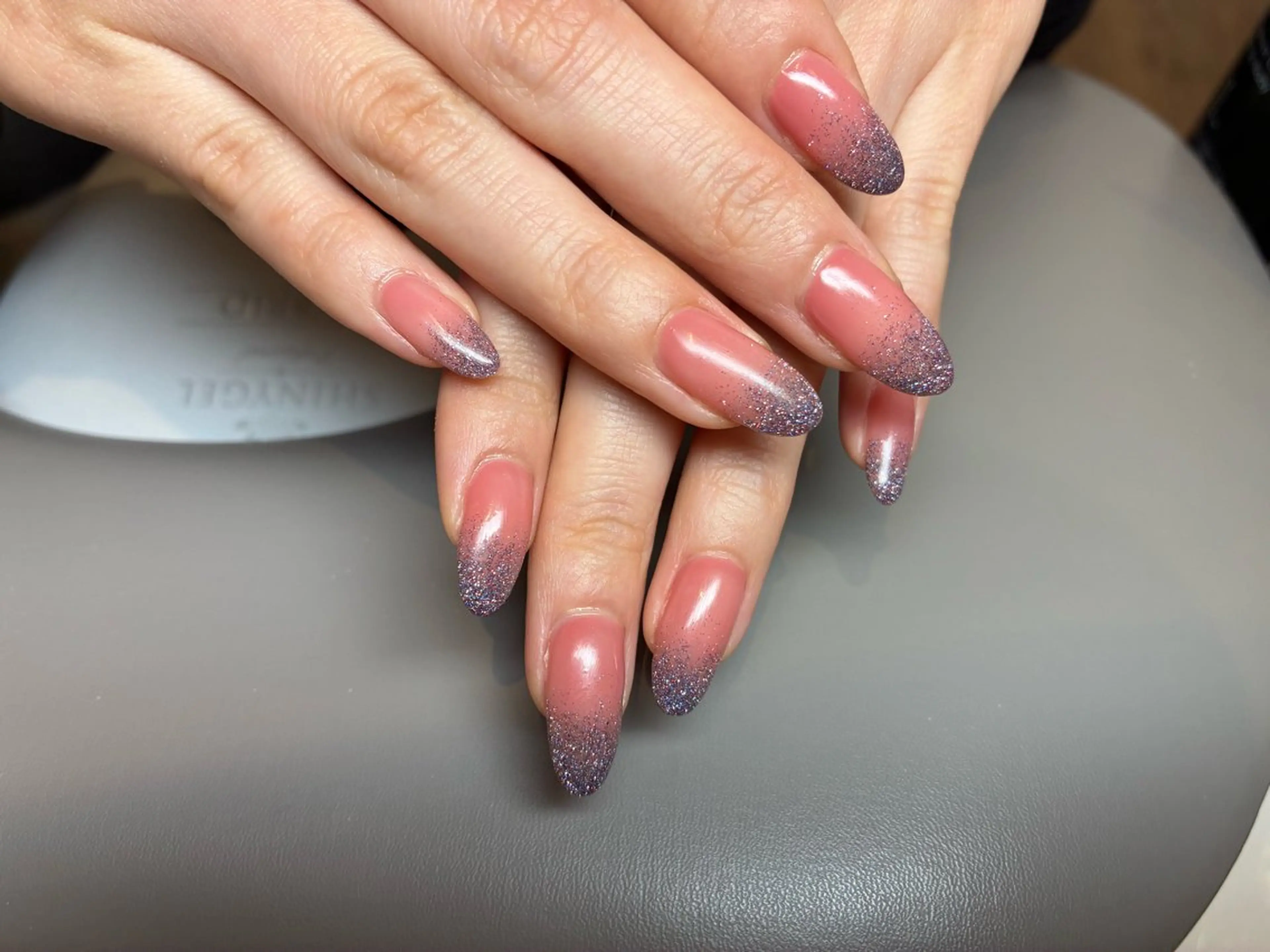 ネイル ワンカラーネイル ハンドネイル ECRLN Atsumiのネイルデザイン