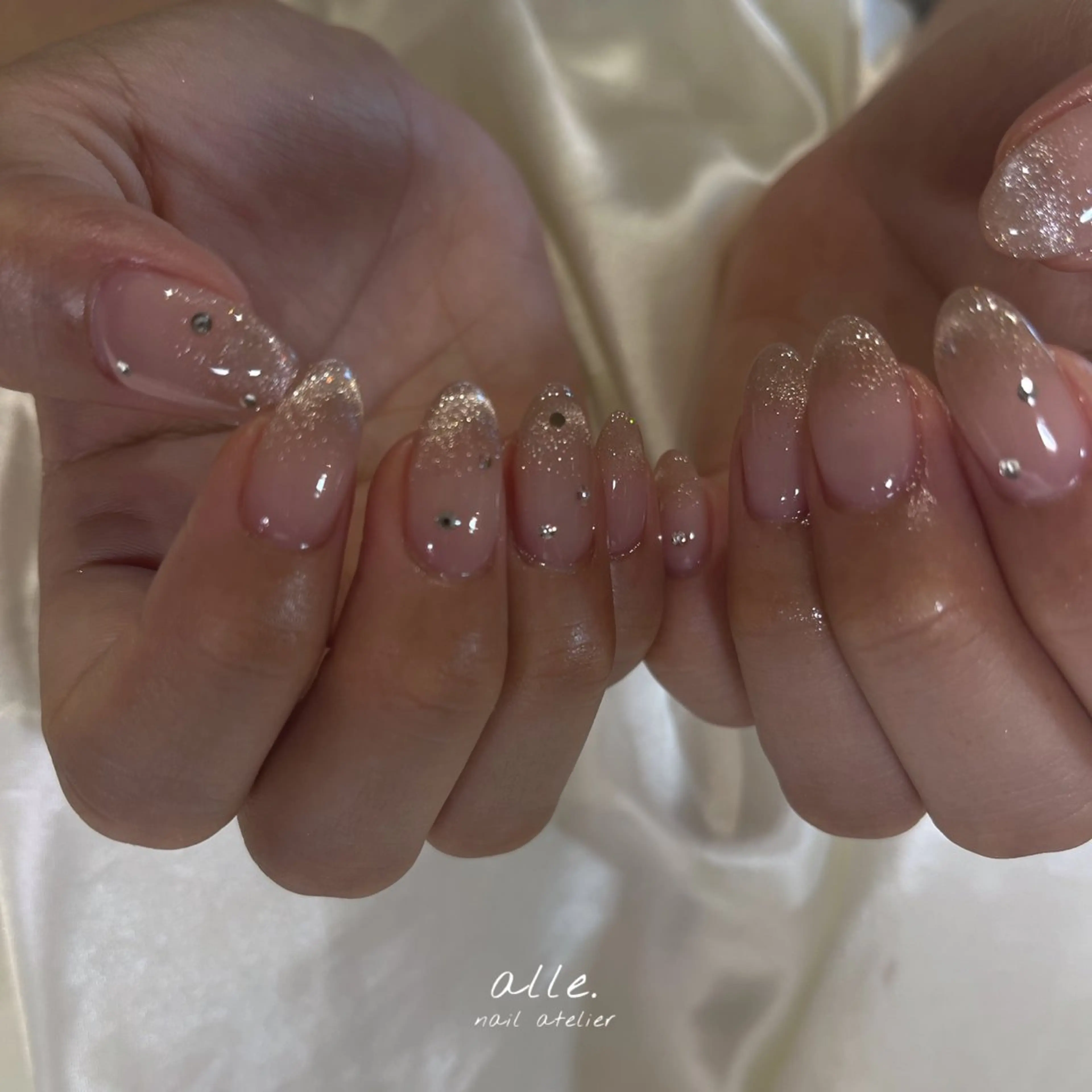 ネイル ハンドネイル atelier alle.のネイルデザイン