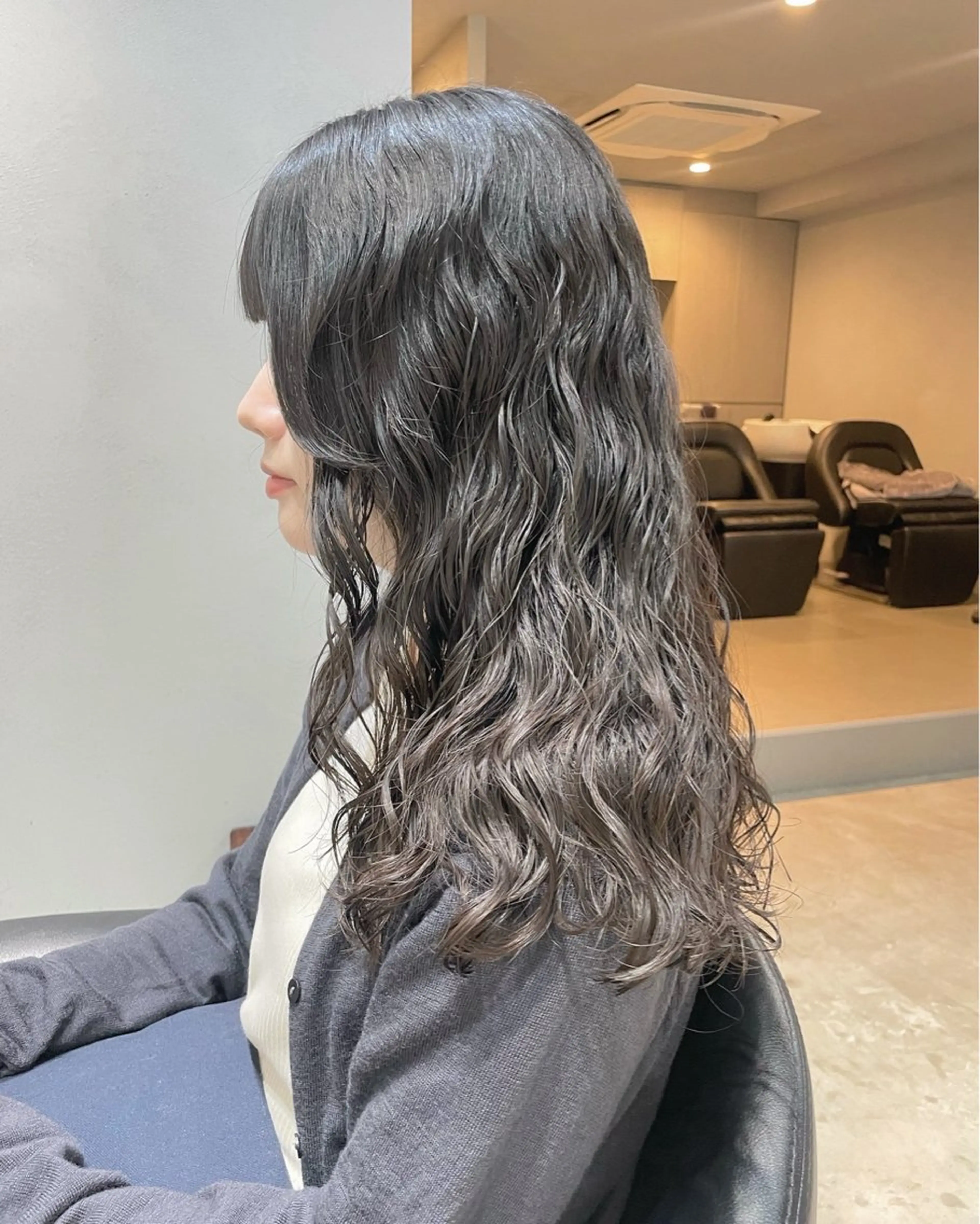 ロング パーマ 髪質改善 ロング 縮毛矯正 カット パーマ トリートメント 【arc】Ruri コテ巻き風パーマのヘアスタイル