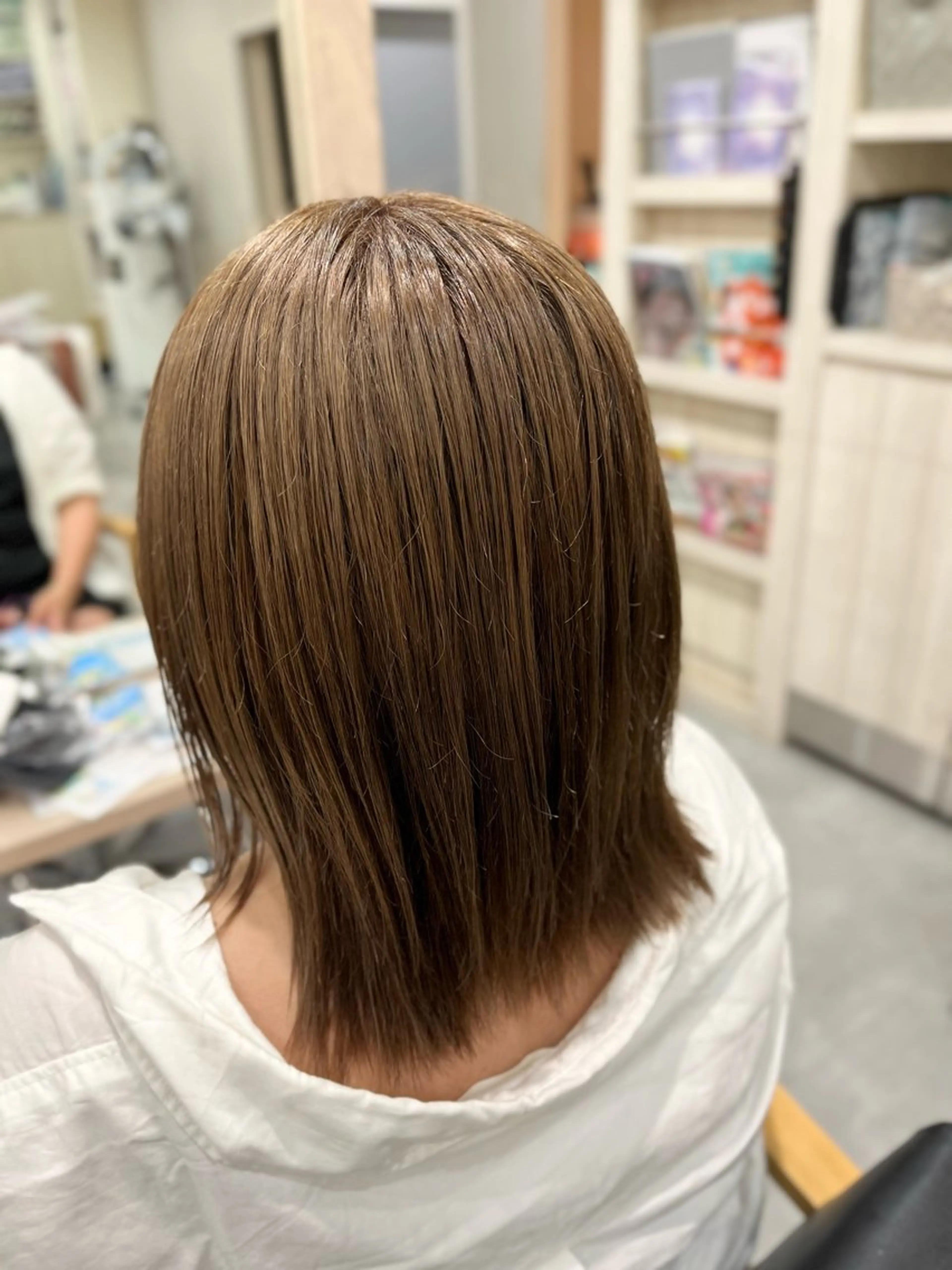 ミディアム YoLo ．所属・あかり🌷 カラーリストのヘアスタイル