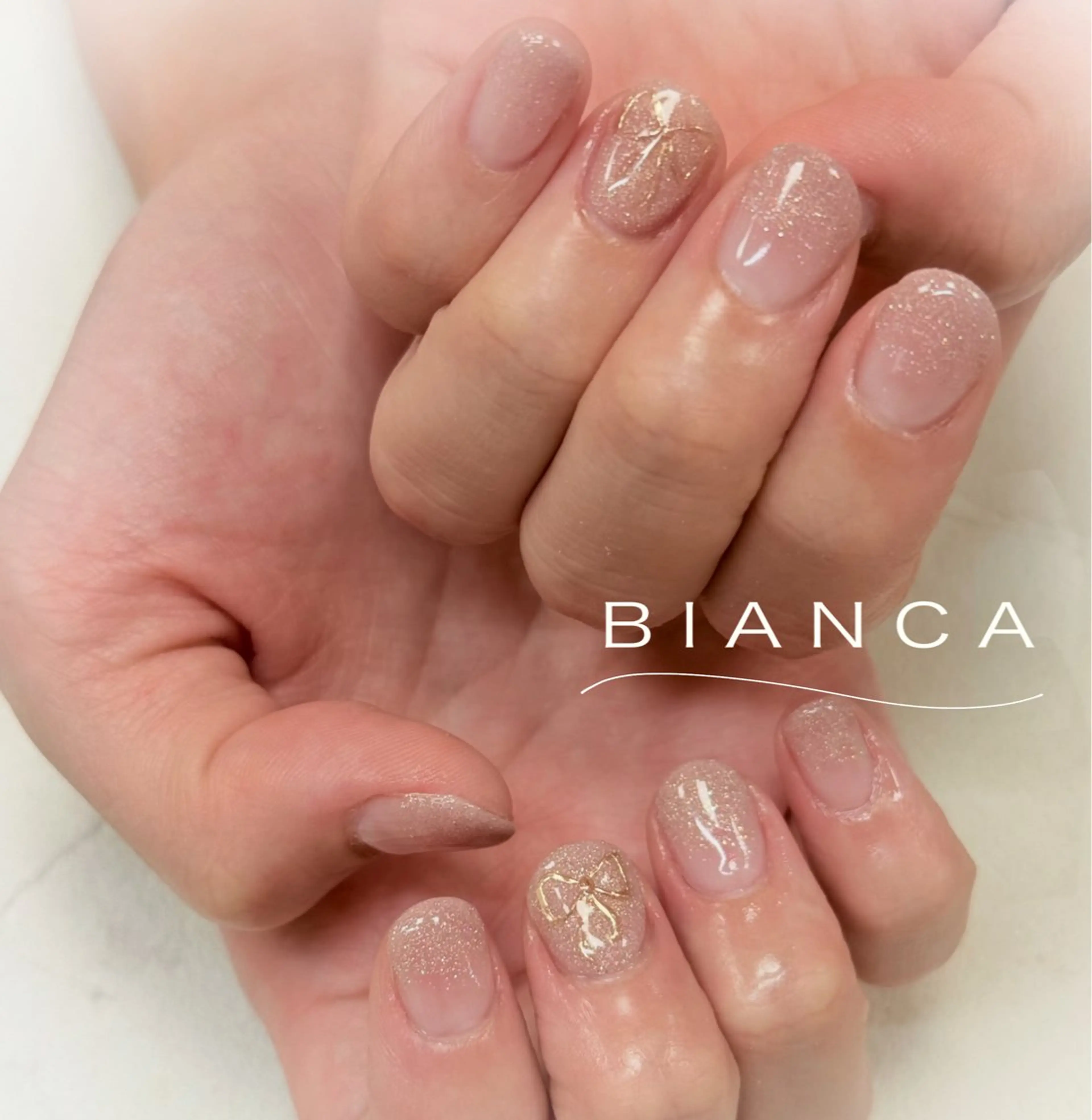 ネイル アートネイル リボン Bianca 渡邉侑奈のネイルデザイン