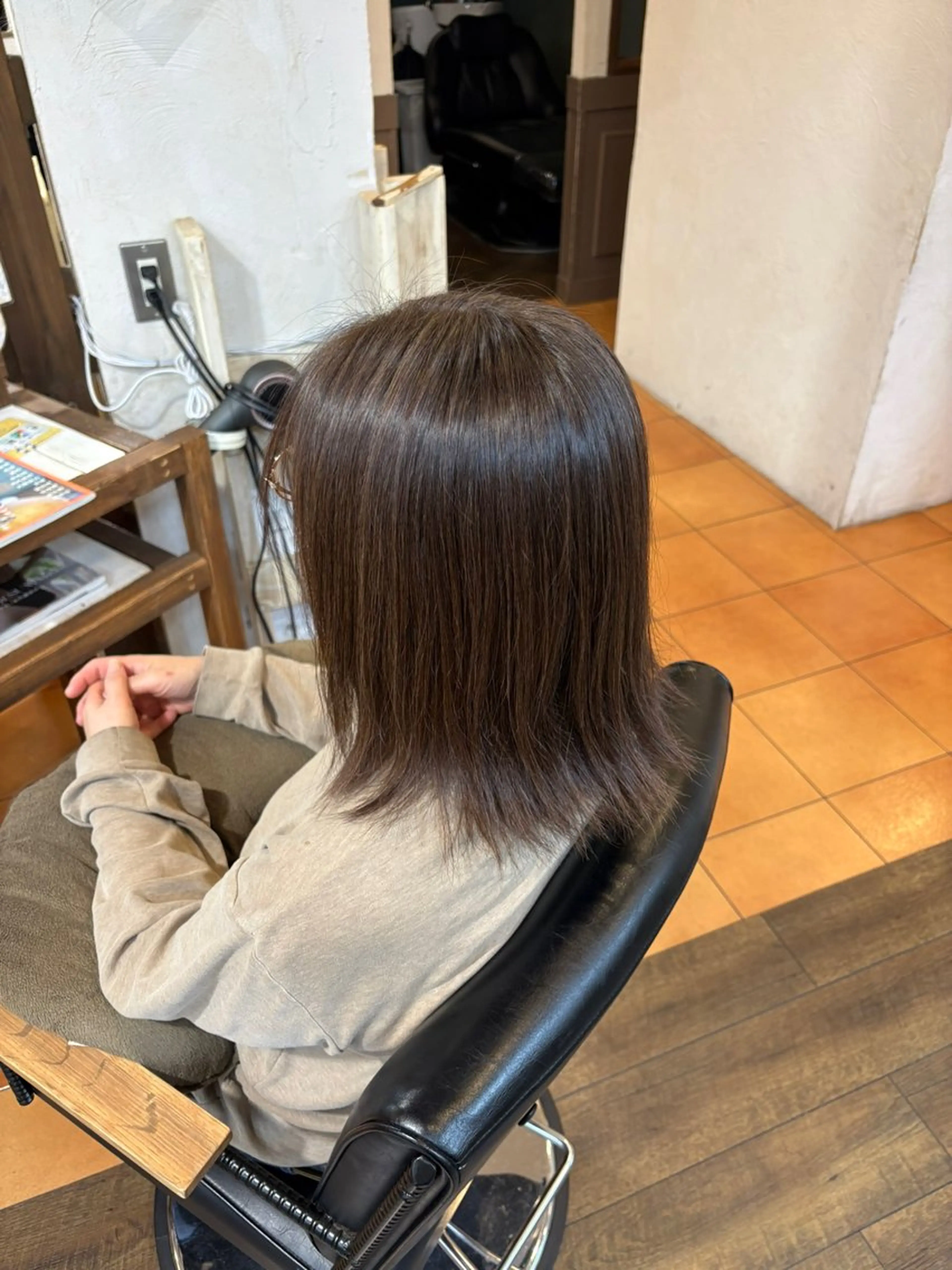 ミディアム カラー 元山 ショート艶カラー🍀のヘアスタイル