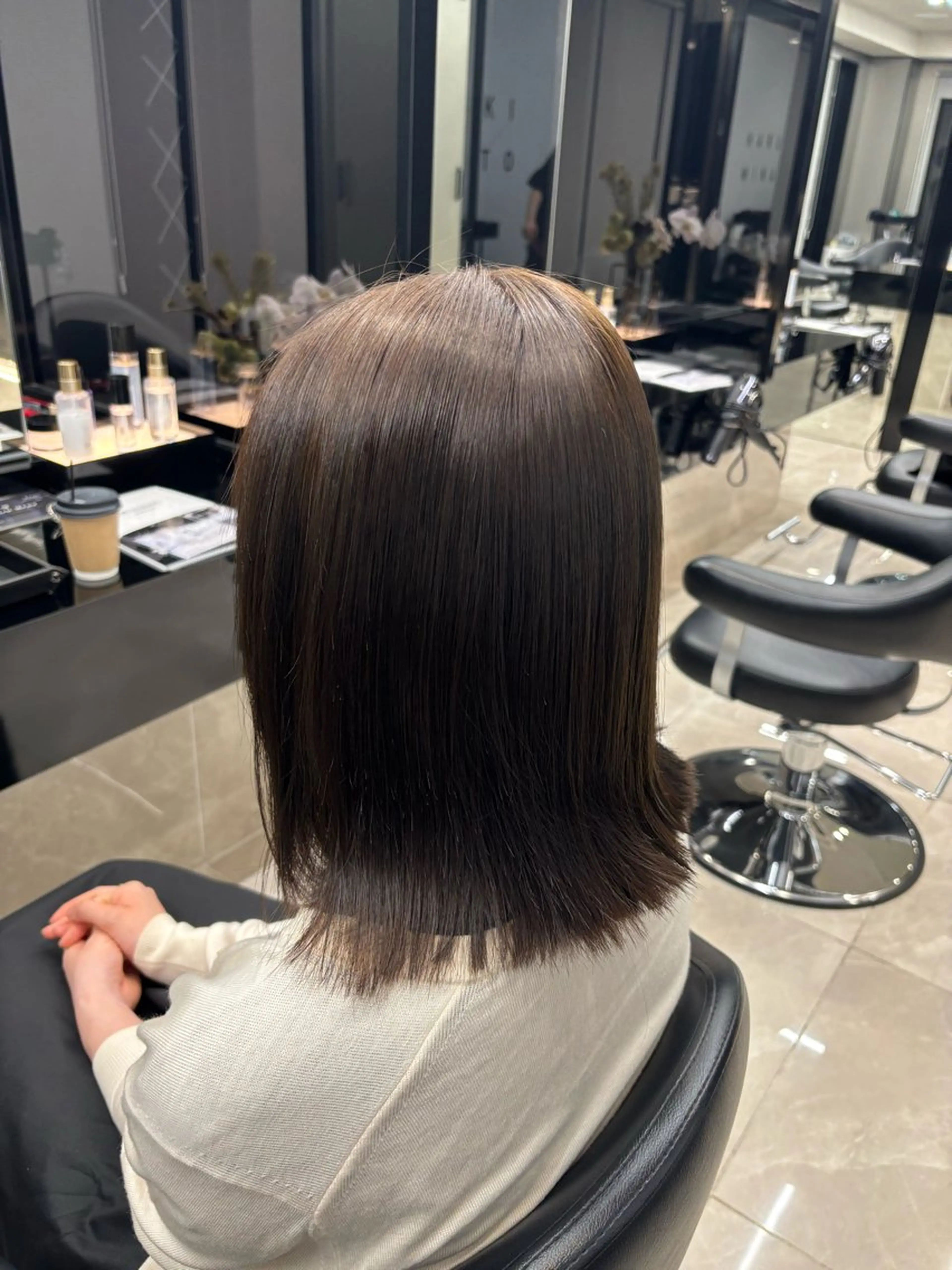 ミディアム カラー 大森 万紘のヘアスタイル