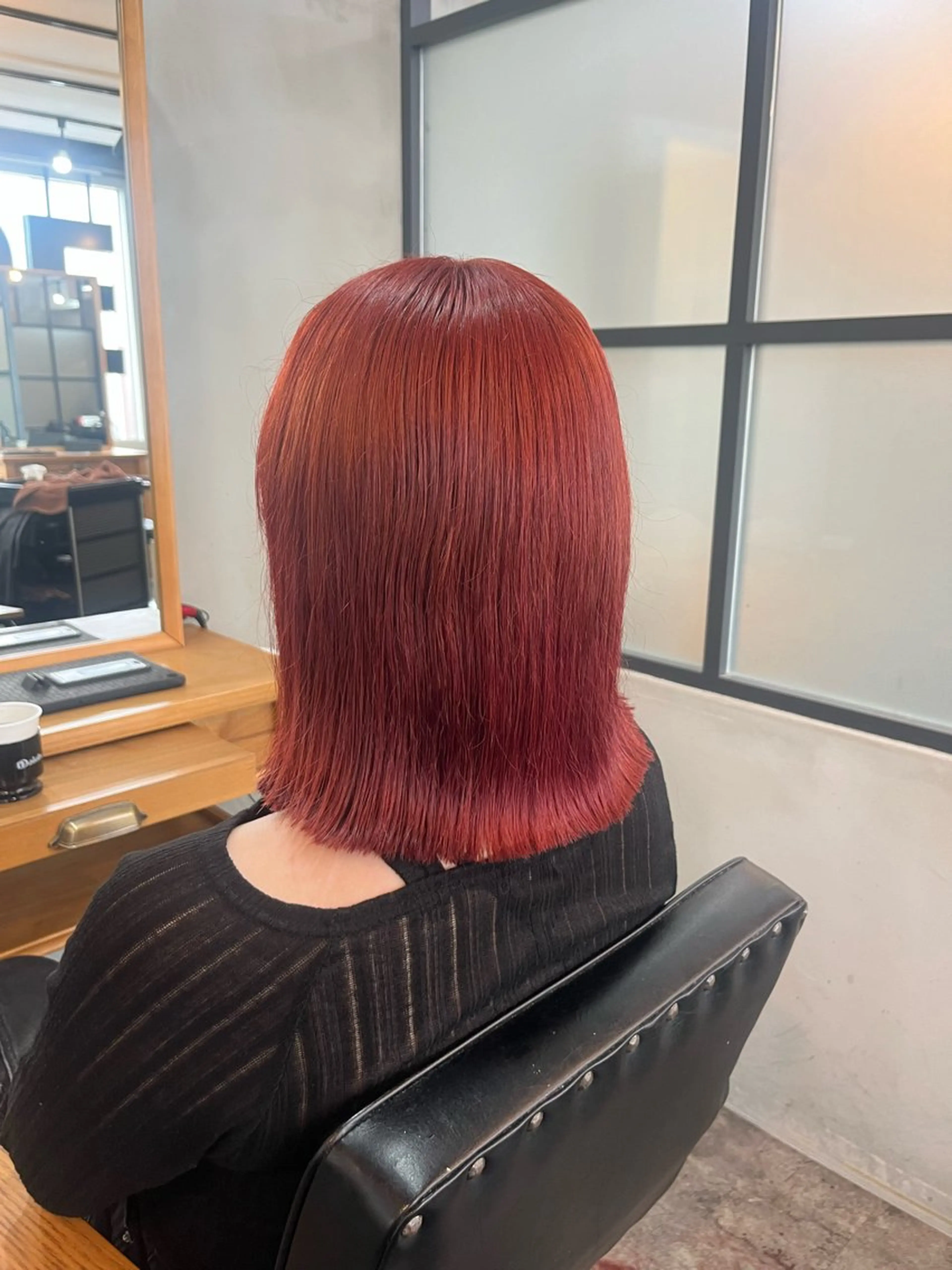 カラー ピンクカラー レッドカラー 栗本 陽香/顔周りレ イヤー/透明感カラーのヘアスタイル