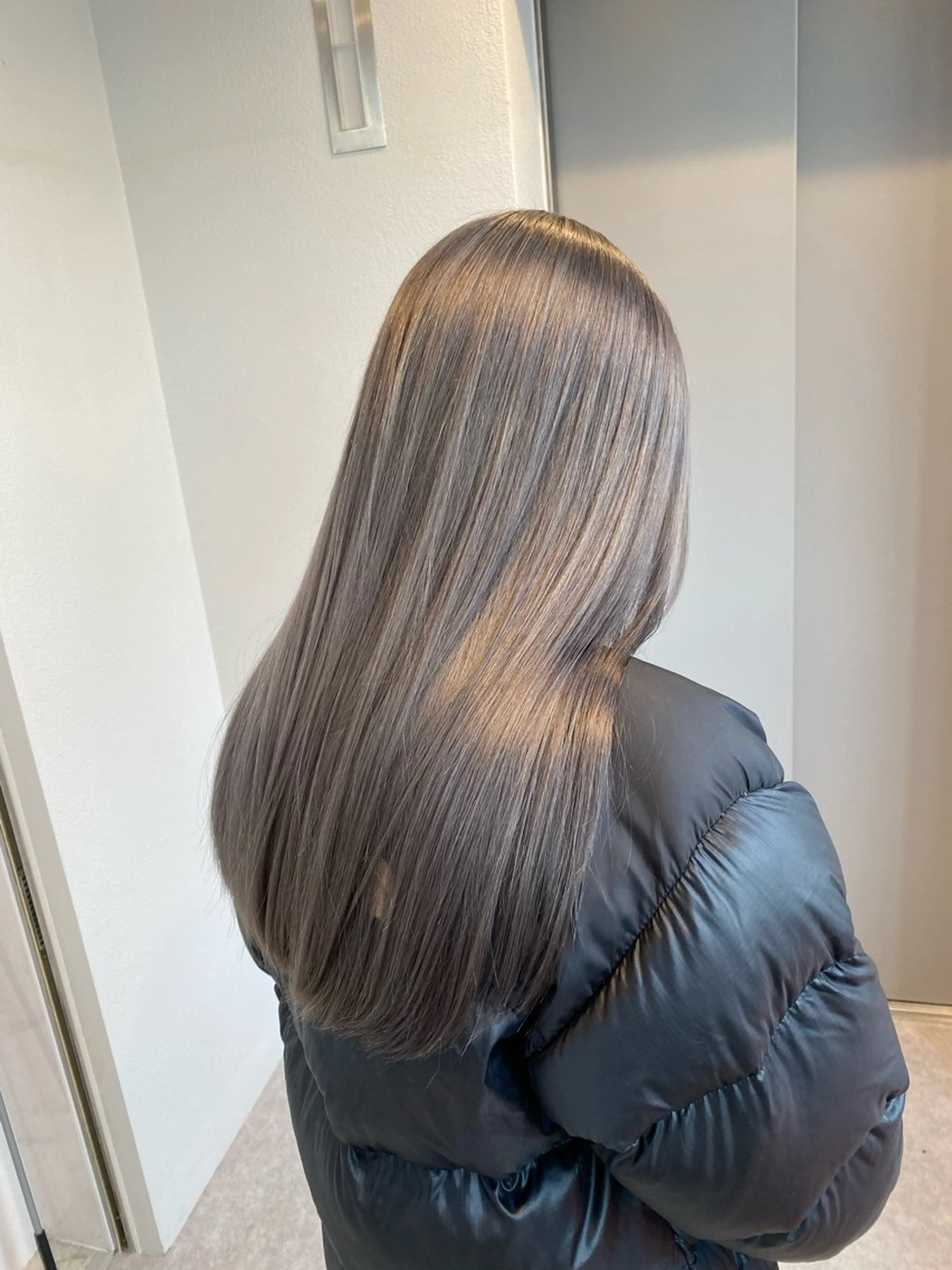 ロング カラー ヘアアレンジ 𝐠𝐢𝐫𝐥𝐲 𝐦𝐨𝐝𝐞🖤のヘアスタイル