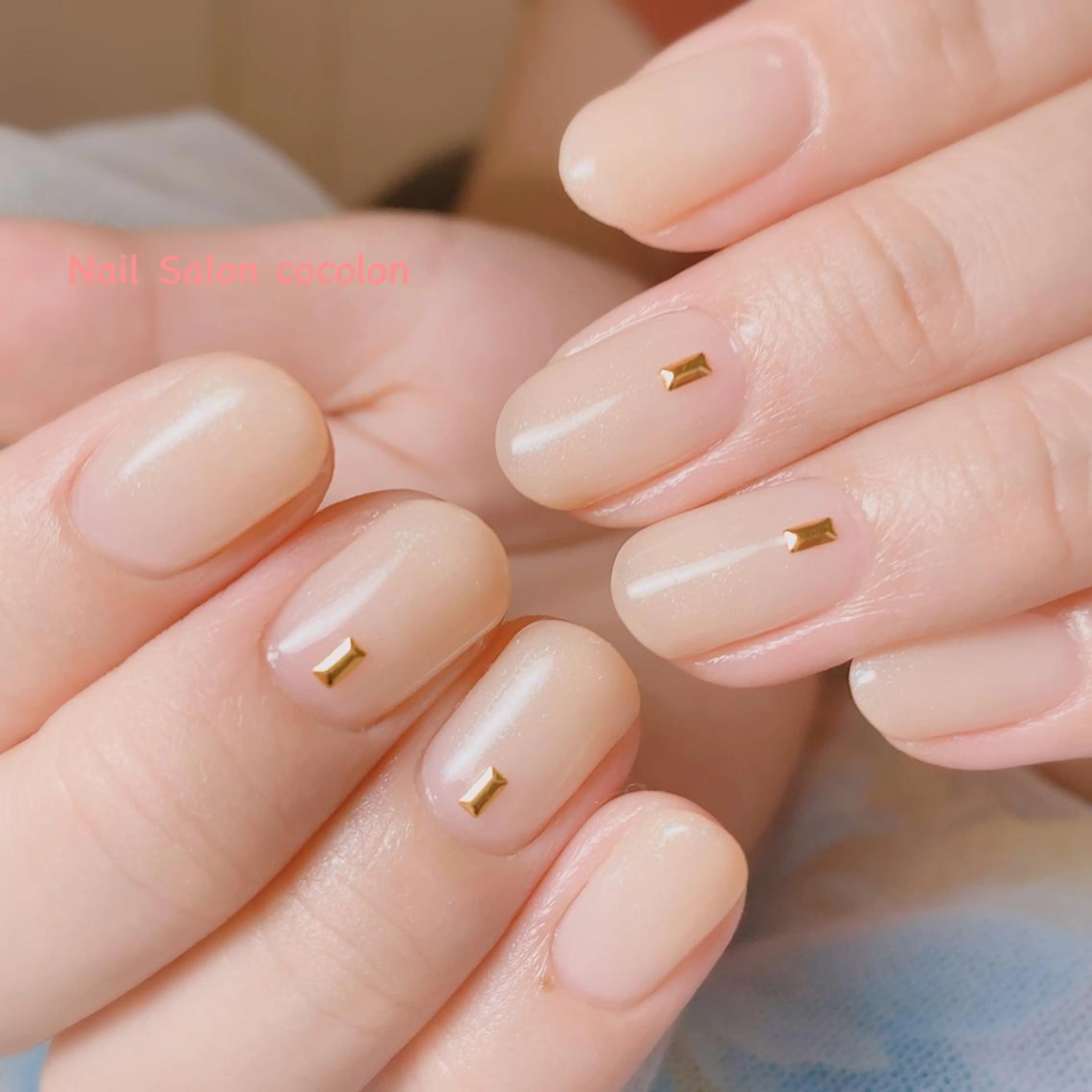 ネイル グラデーション ストーンネイル ハンドネイル 柴崎 美幸のネイルデザイン