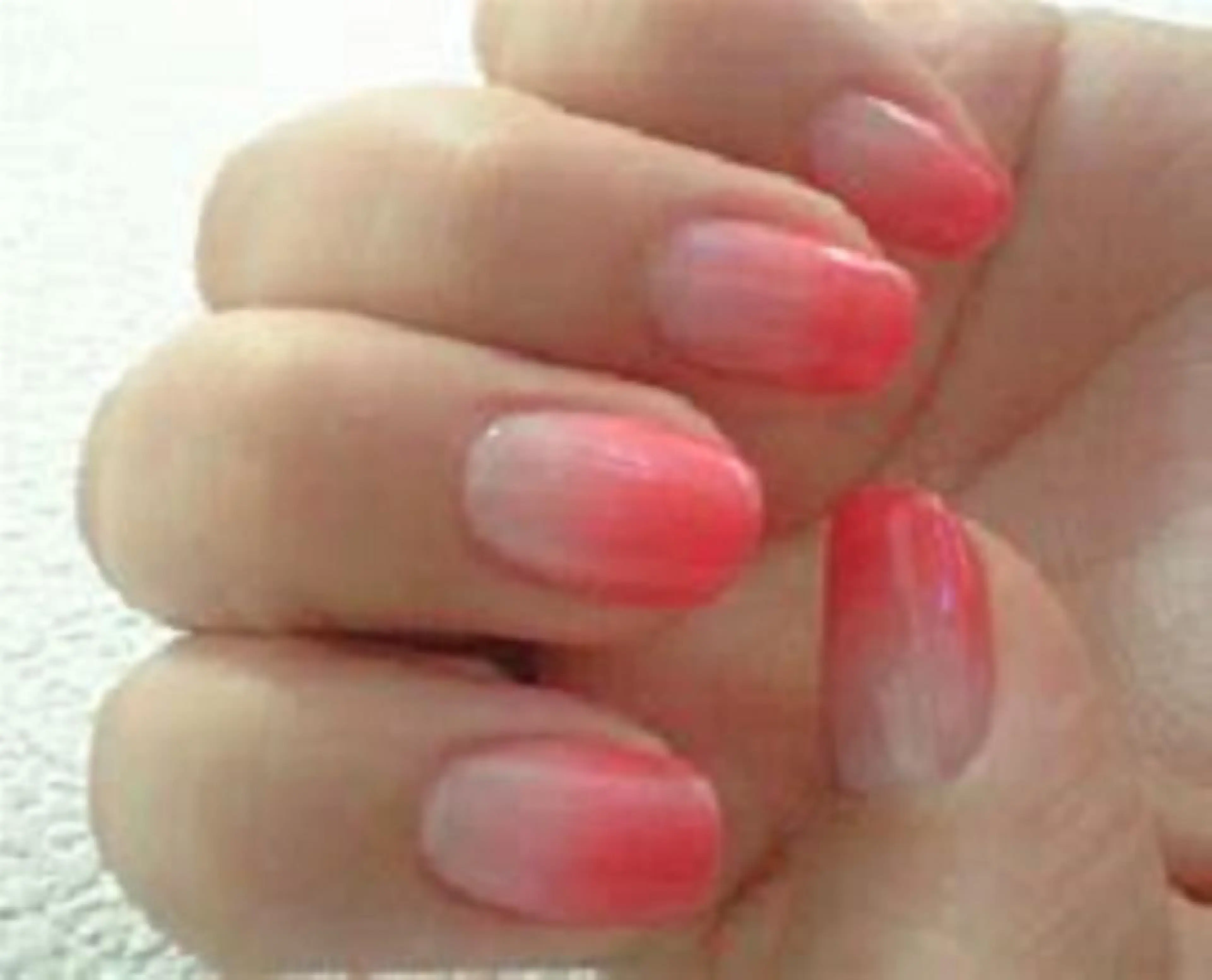 ハンド　 カラーグラデーション(オフ込み)の写真