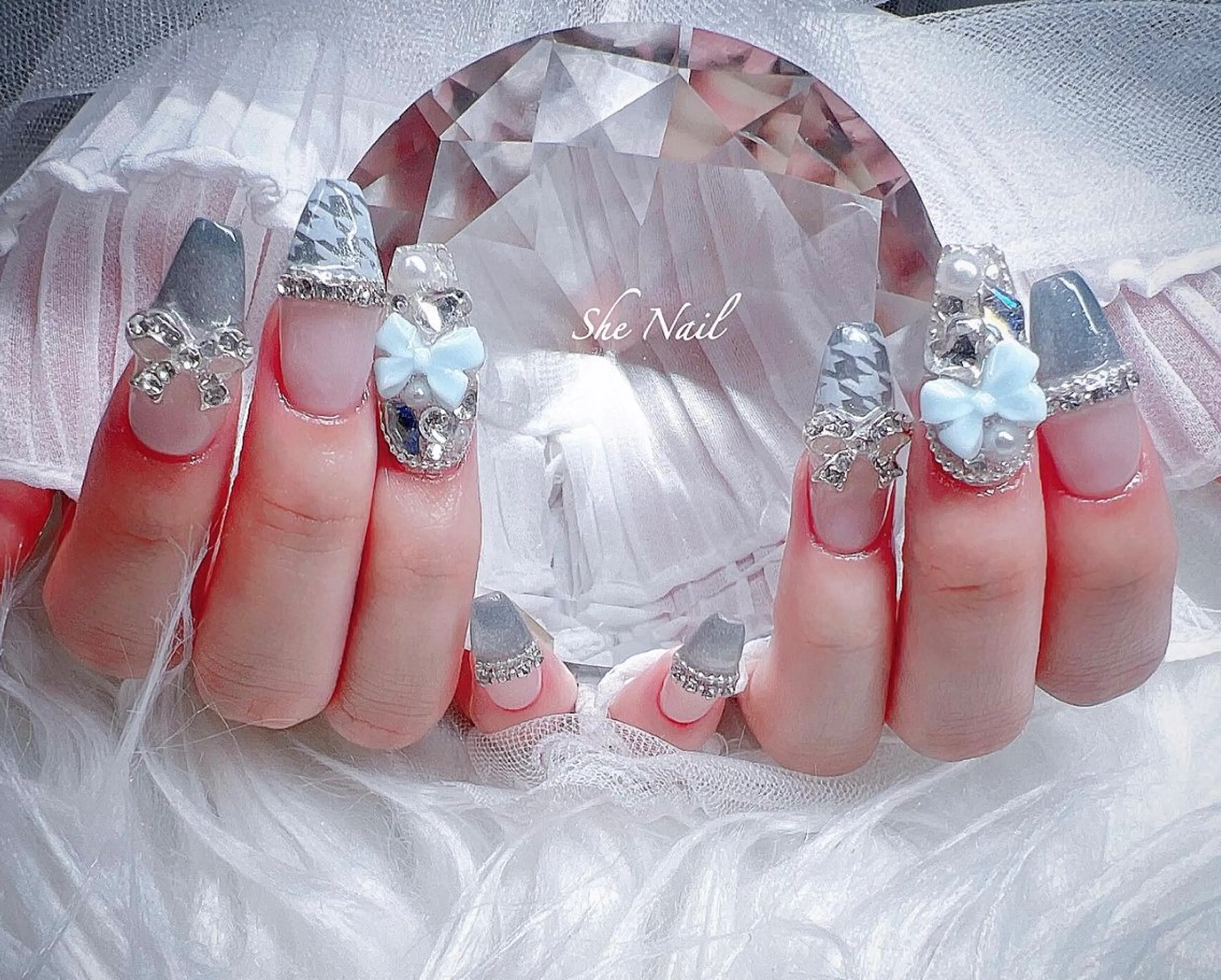 ネイル チークネイル 長さ出し マグネットネイル 持ち込み ワンカラーネイル She   Nail所属・ISA_ BELLAのネイルデザイン