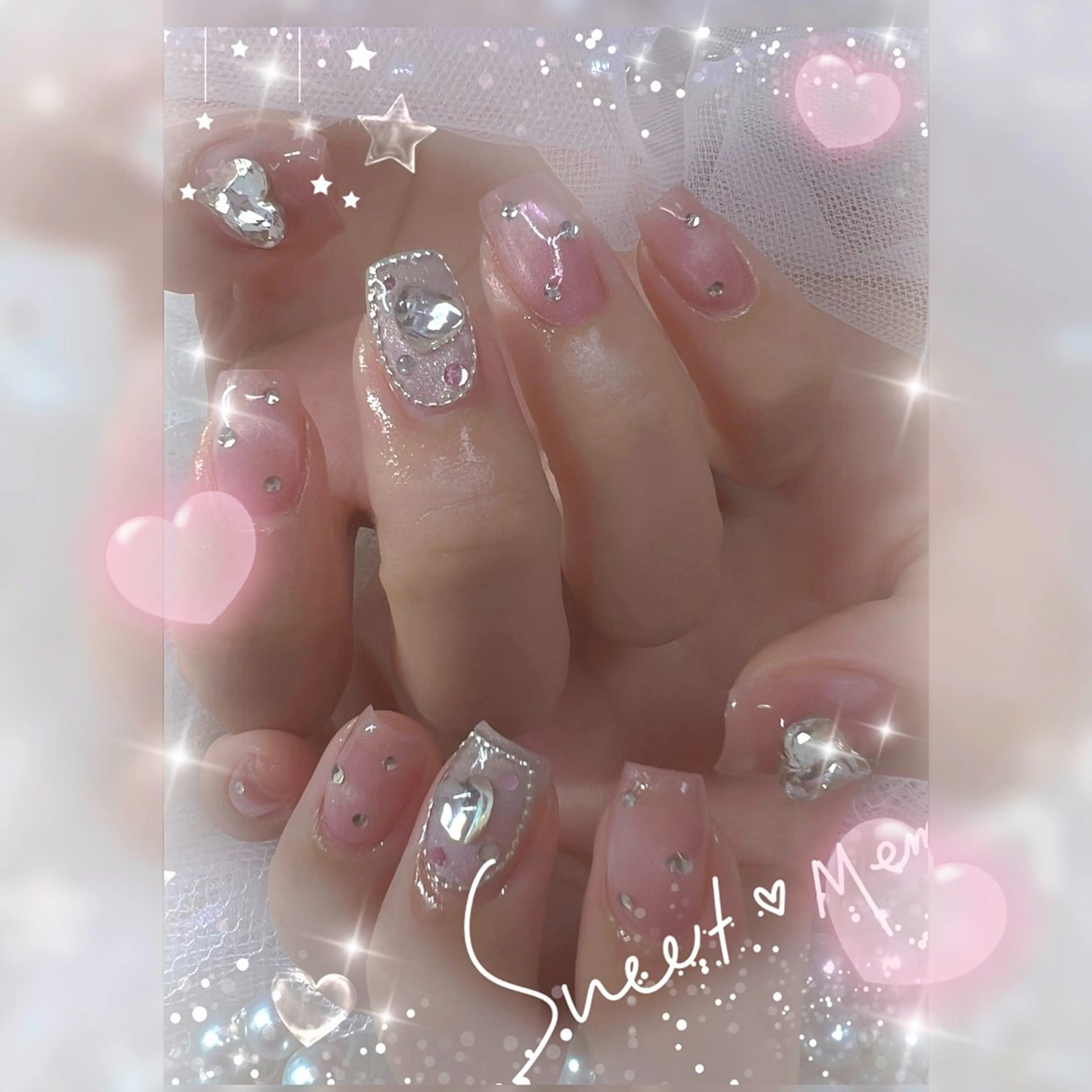 ネイル チークネイル フレンチネイル ガーリー ガラスフレンチ グラデーション Chill Nailsalonのネイルデザイン