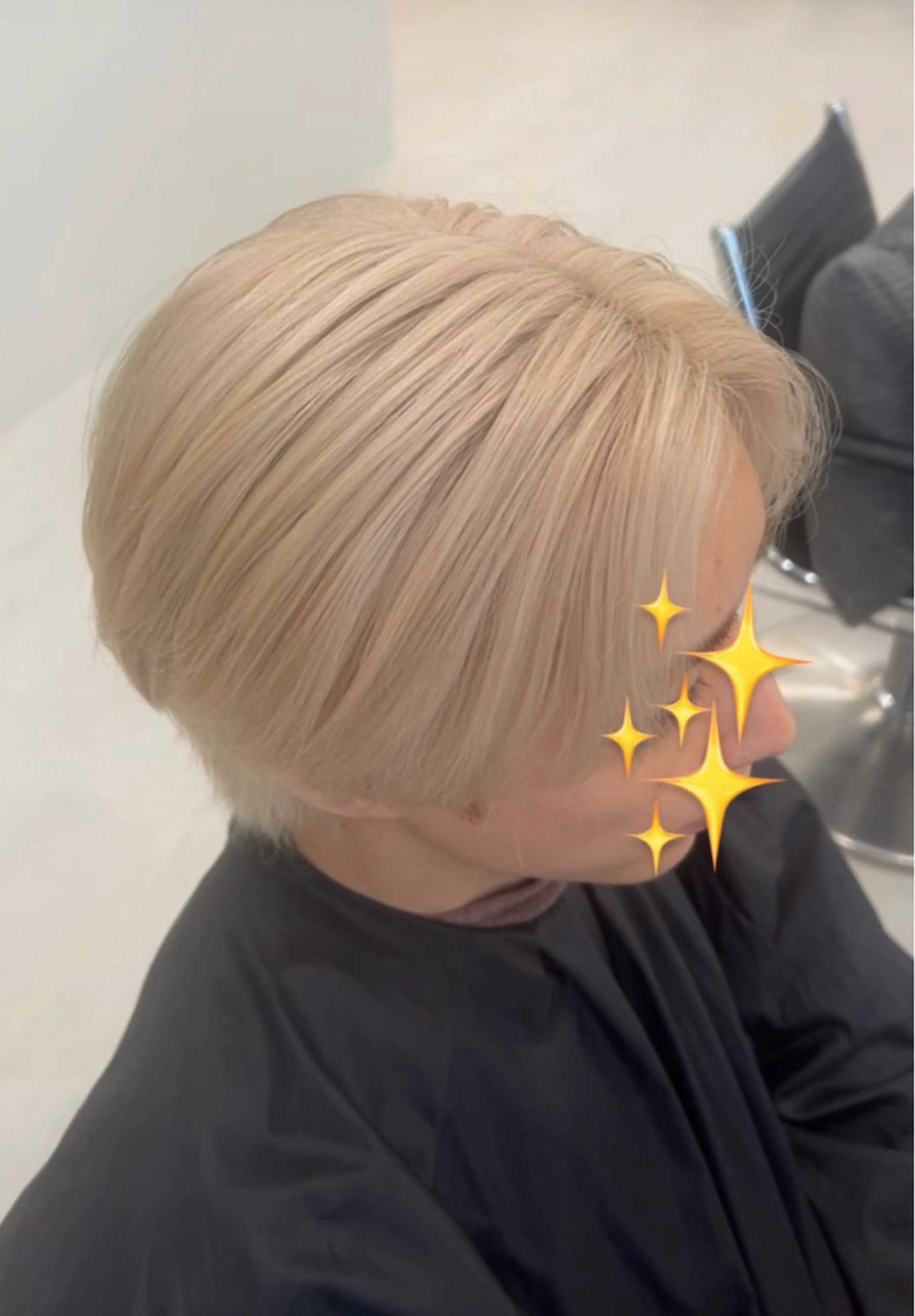 💖全頭ブリーチ & カラー & トリートメント💖の写真