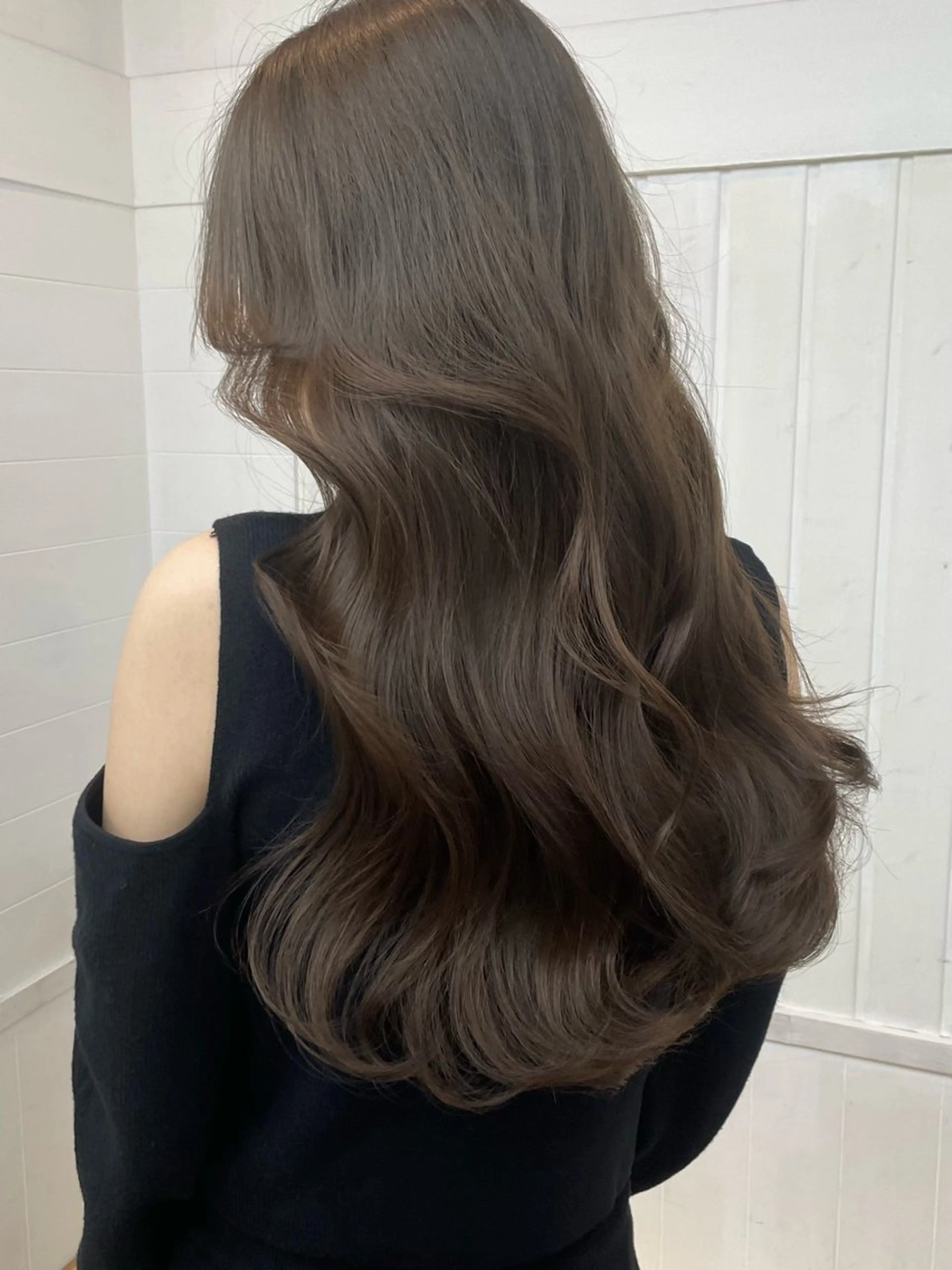 ロング カラー グレージュ HIKARU副店長/ ✨️髪質改善のヘアスタイル