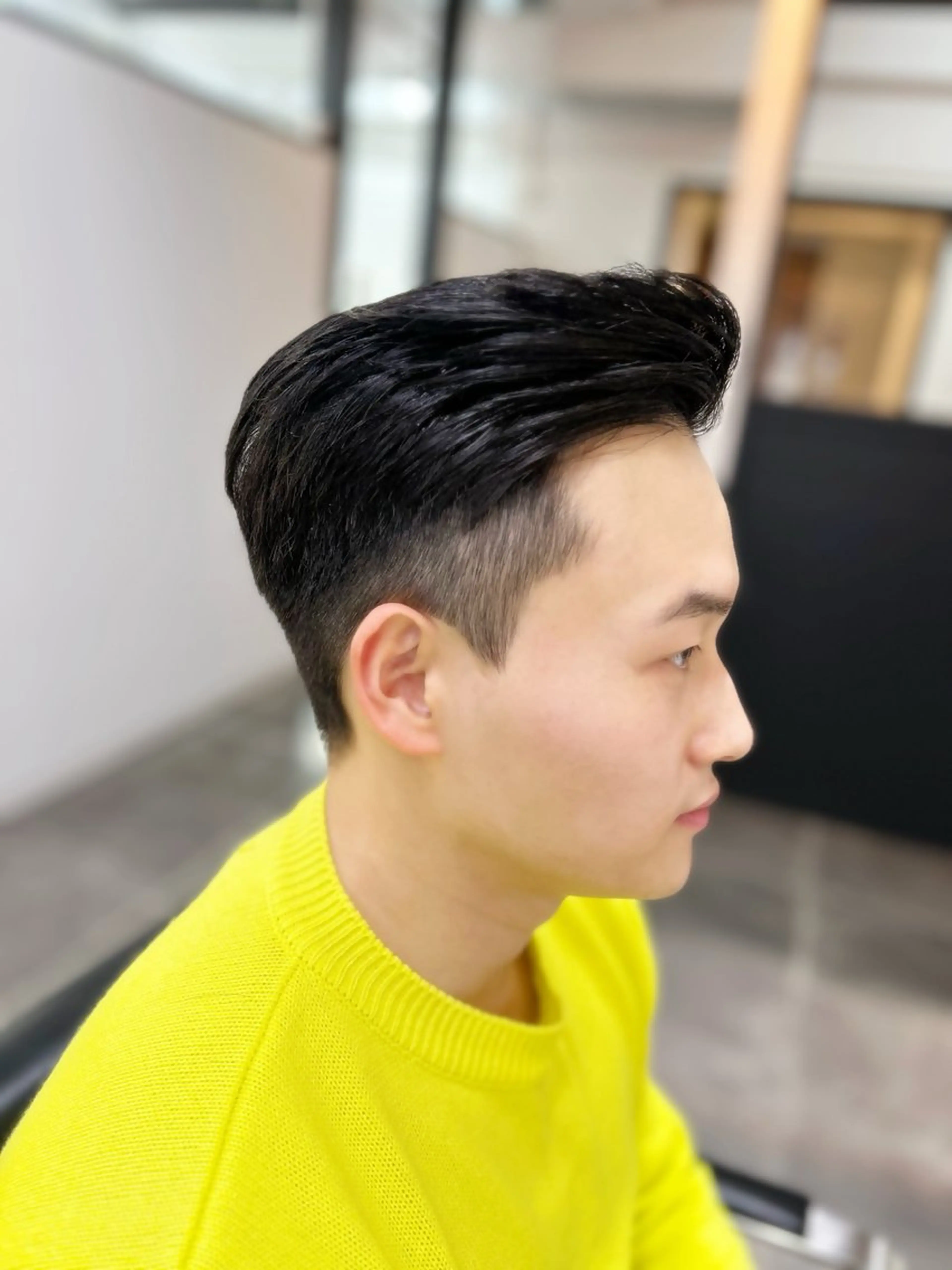 ショート メンズ メンズ韓国風 刈り上げ 韓国風ヘア カット CHELSEA  梅田所属・OKADA/メンズ /カット/眉/縮毛のヘアスタイル