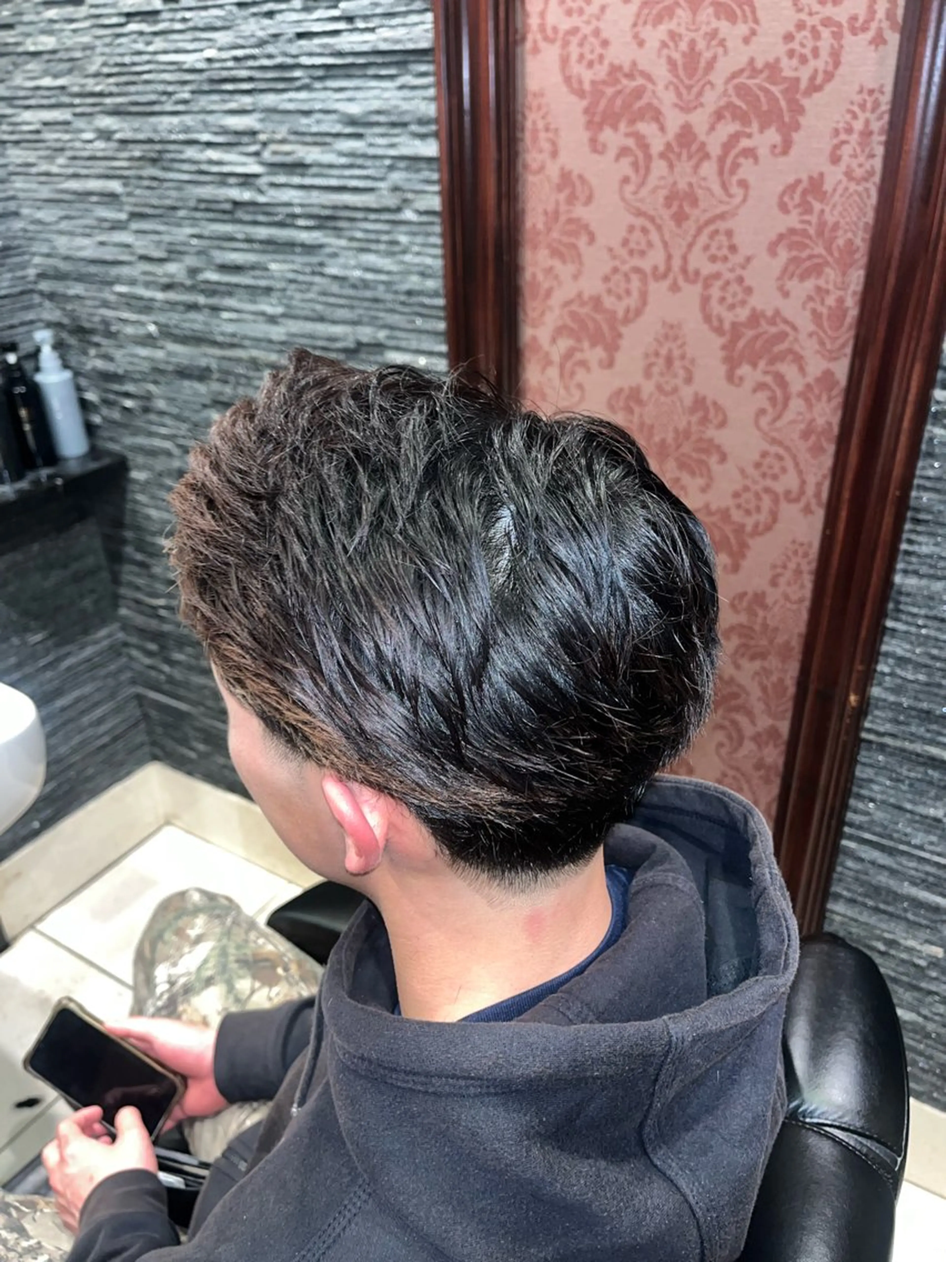 ミディアム メンズ フェードカット 刈り上げ 宮崎 陽樹のヘアスタイル