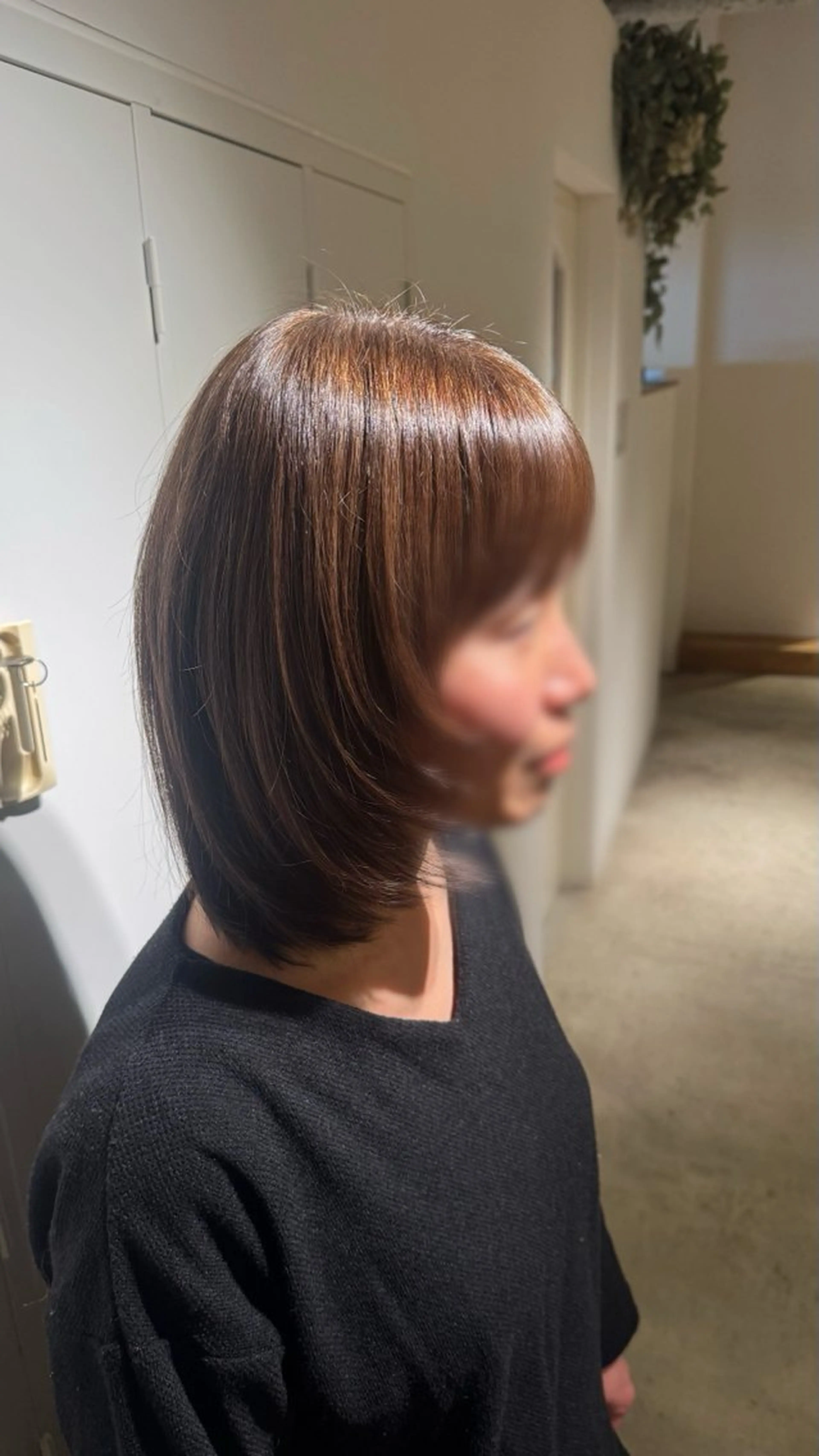 ミディアム 顔周りカット Pap's de coiffeur 甲南山手店所属・山根 里緒のヘアスタイル