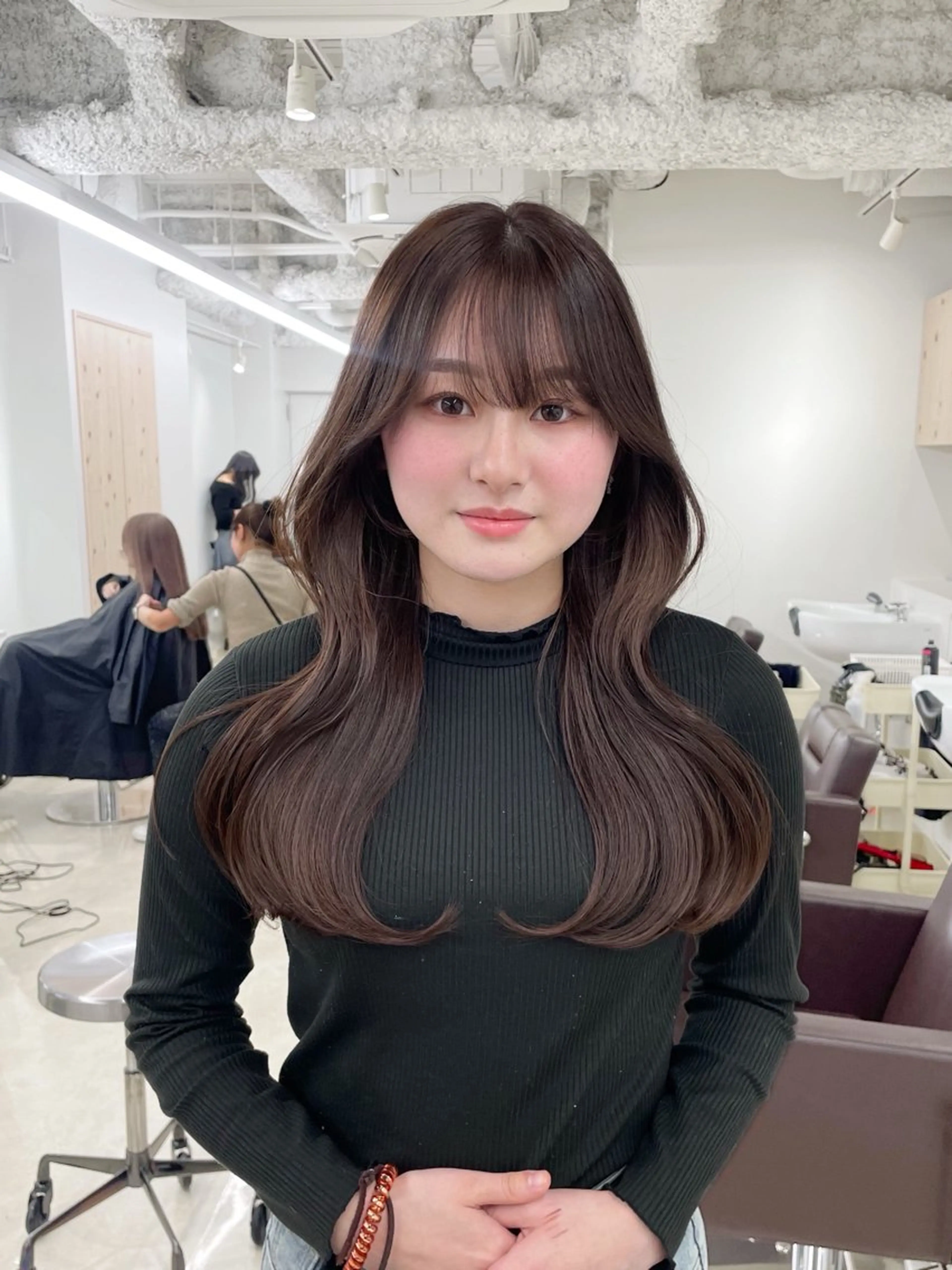 ロング カラー ヘアカラー トリートメント 新宿/韓国ヘア/ 髪質改善ストレートのヘアスタイル