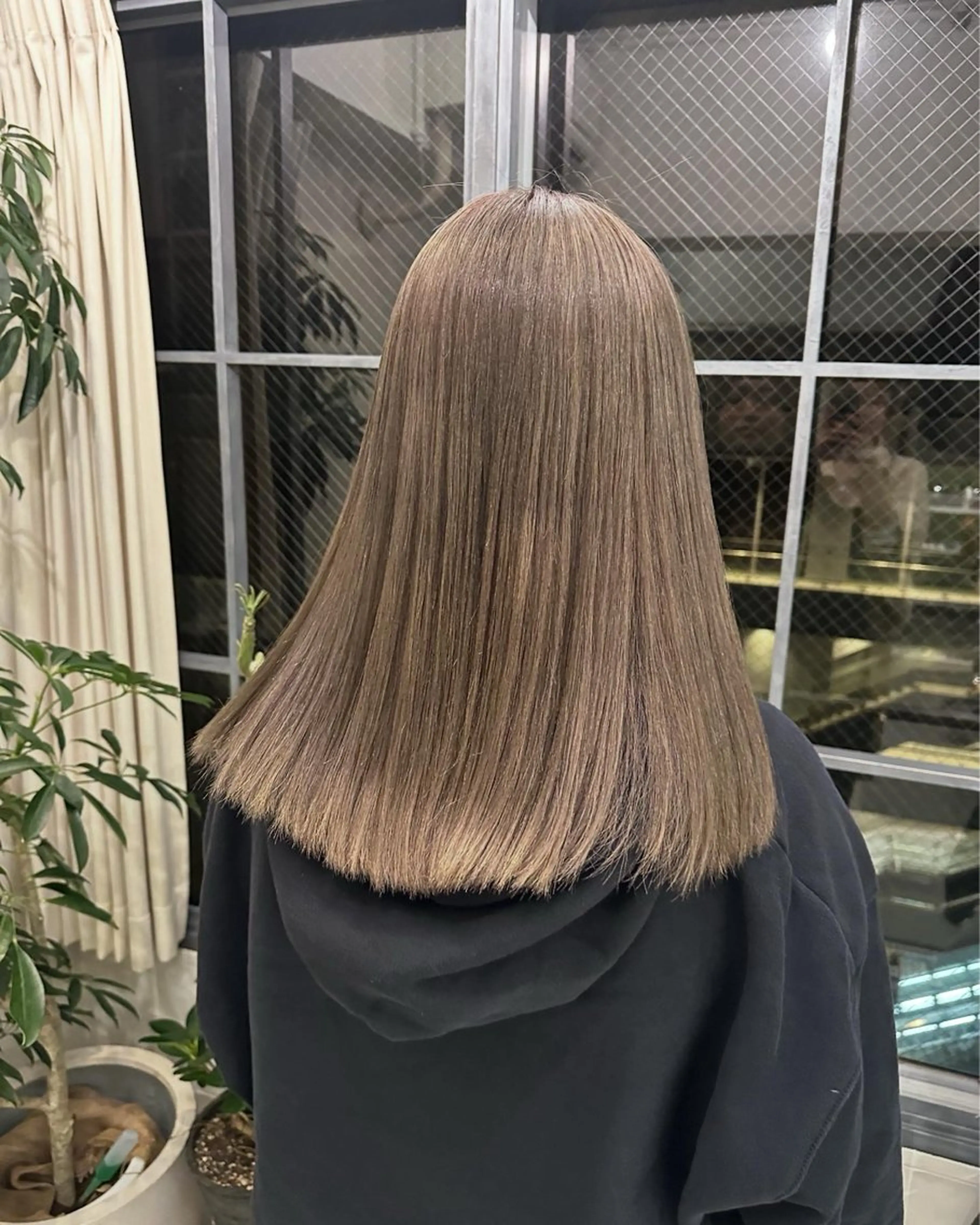 セミロング ヘアカラー トリートメント レイヤーカット‎🤍 /ともえ🤎🧸のヘアスタイル