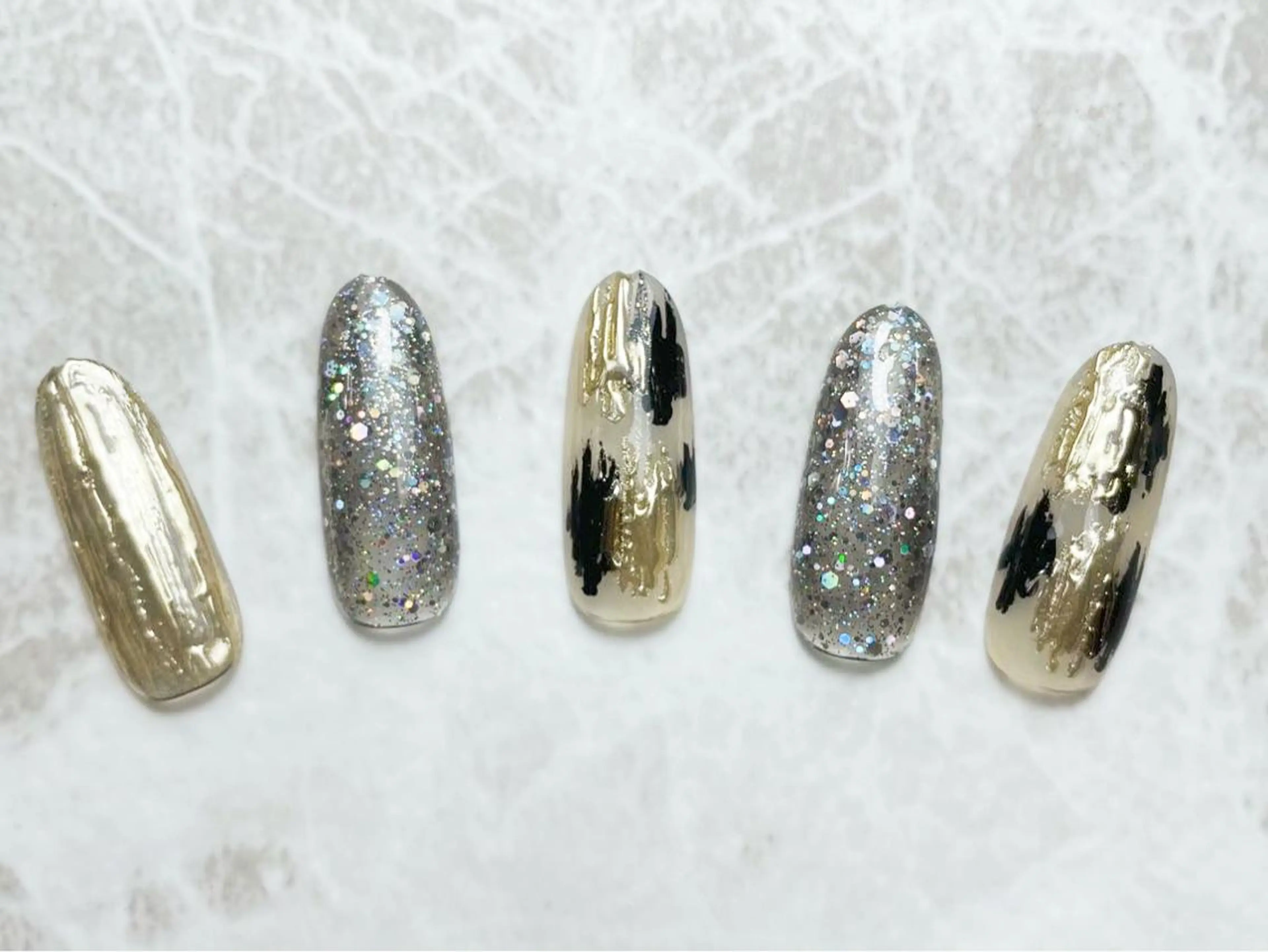 ネイル ハンドネイル マジックミラー所属・マジック ミラーのネイルデザイン