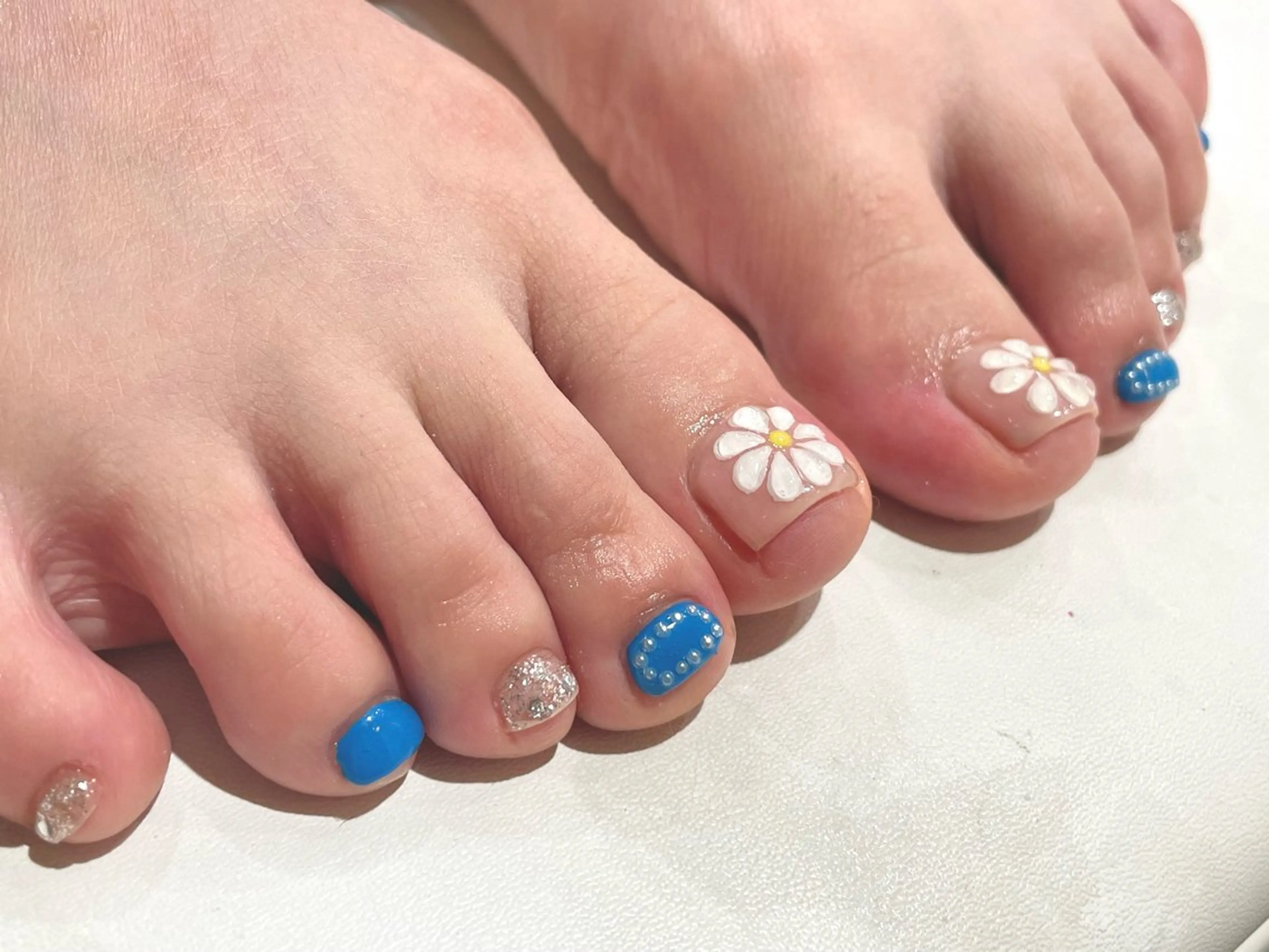 ネイル 前田 萌のネイルデザイン