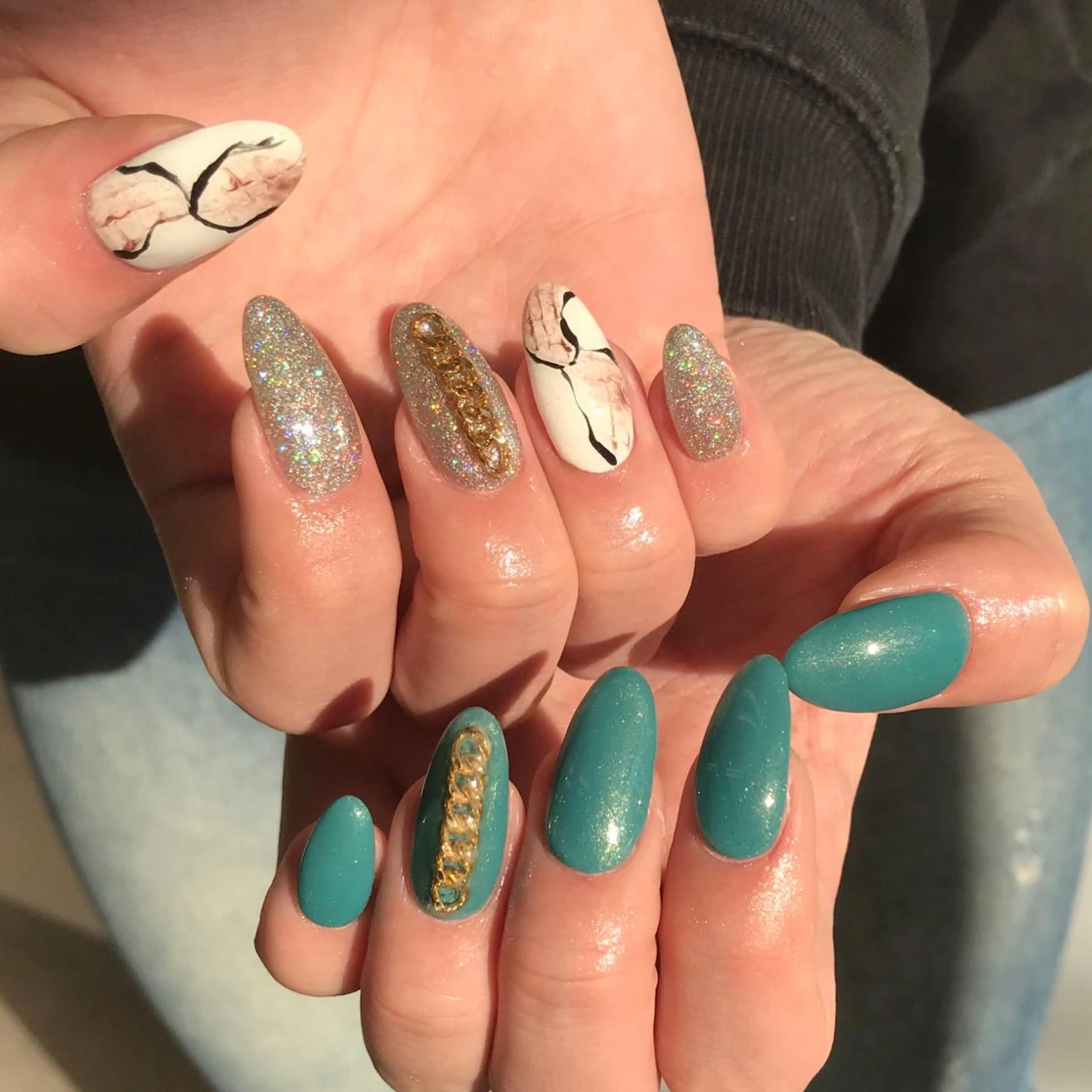 ネイル ハンドネイル Hisaka Mikiのネイルデザイン