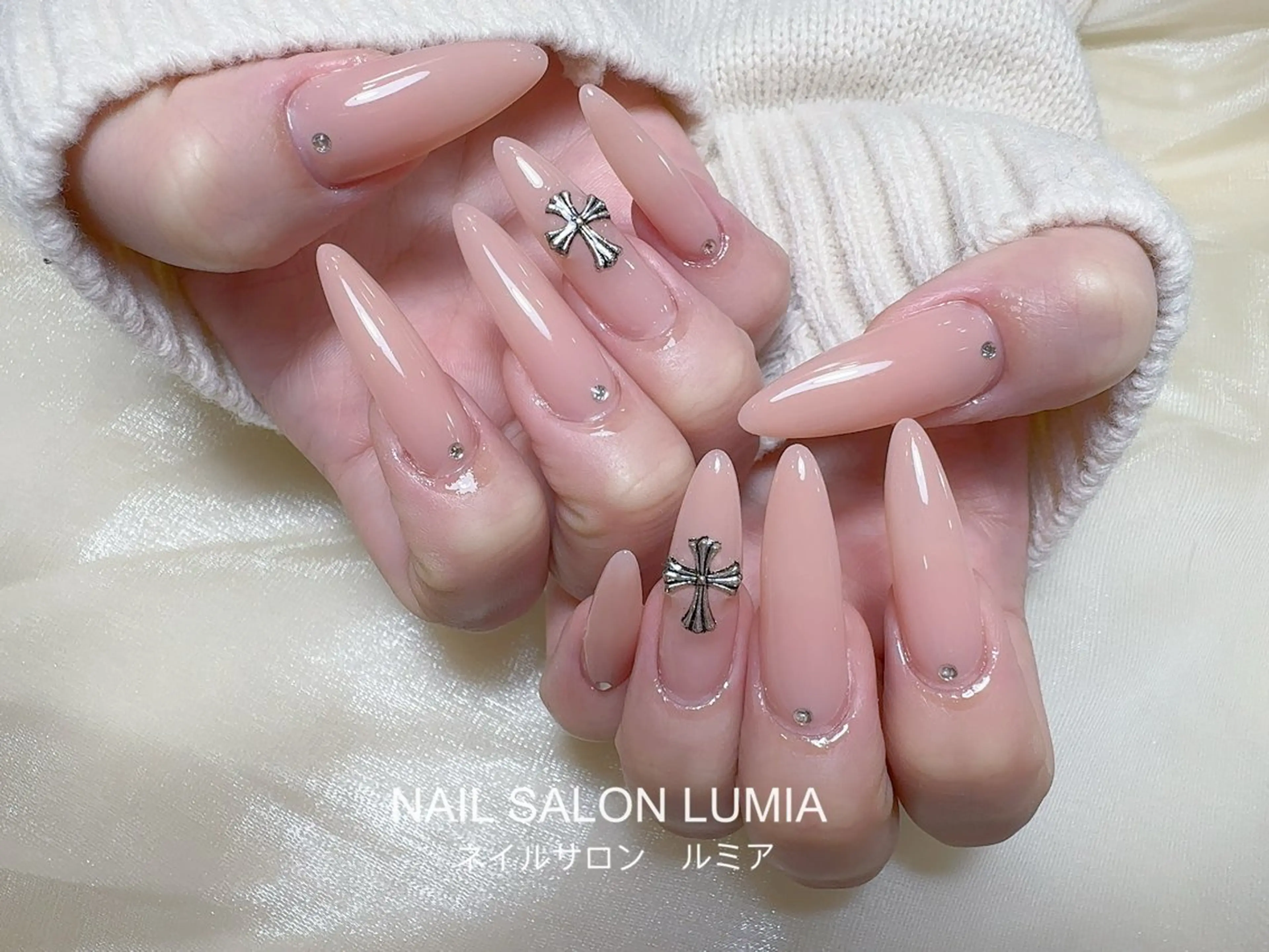 ネイル ハンドネイル ネイルサロン ルミア Lumia 店長のネイルデザイン