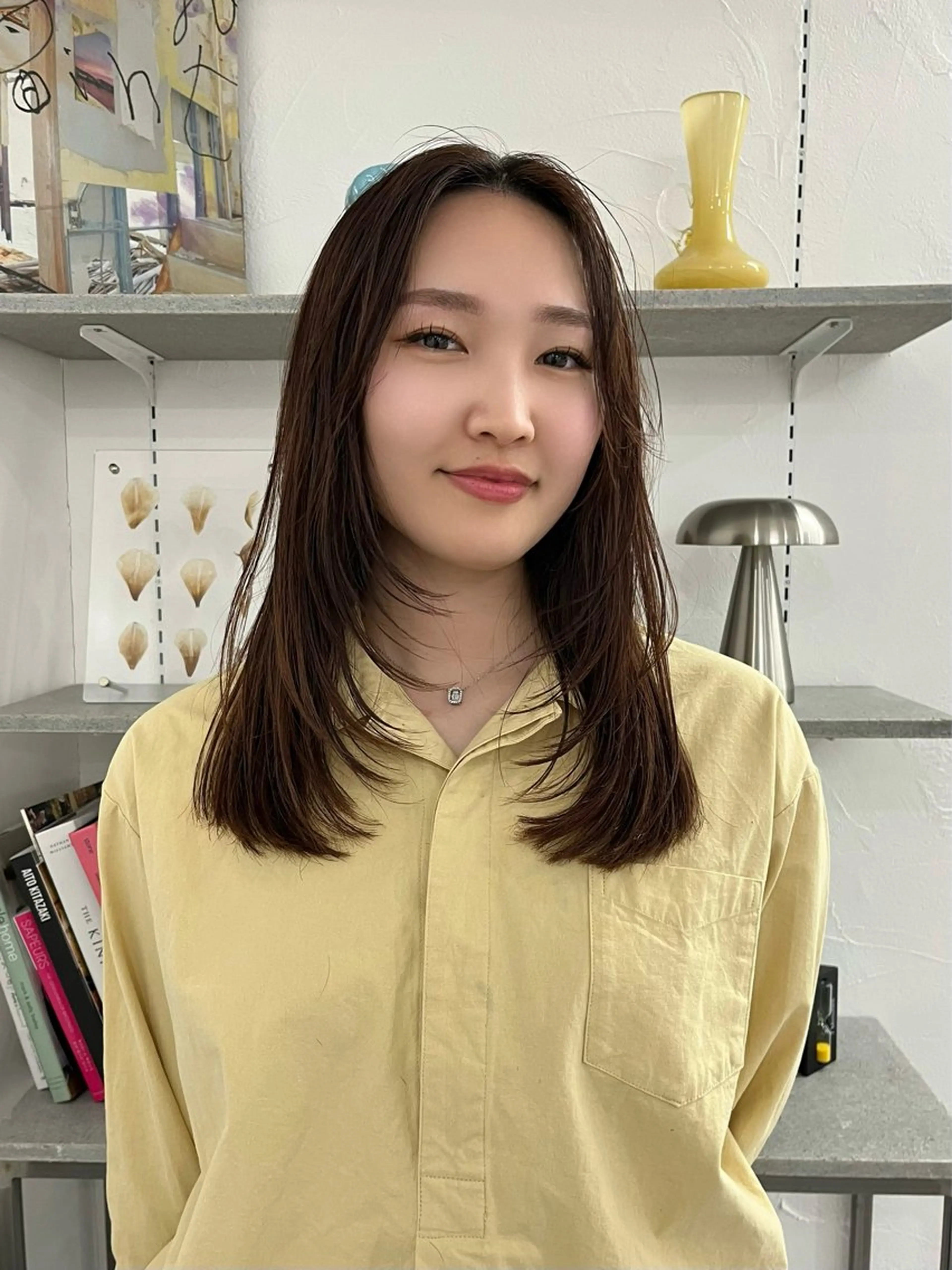 ミディアム イシイ モエカのヘアスタイル