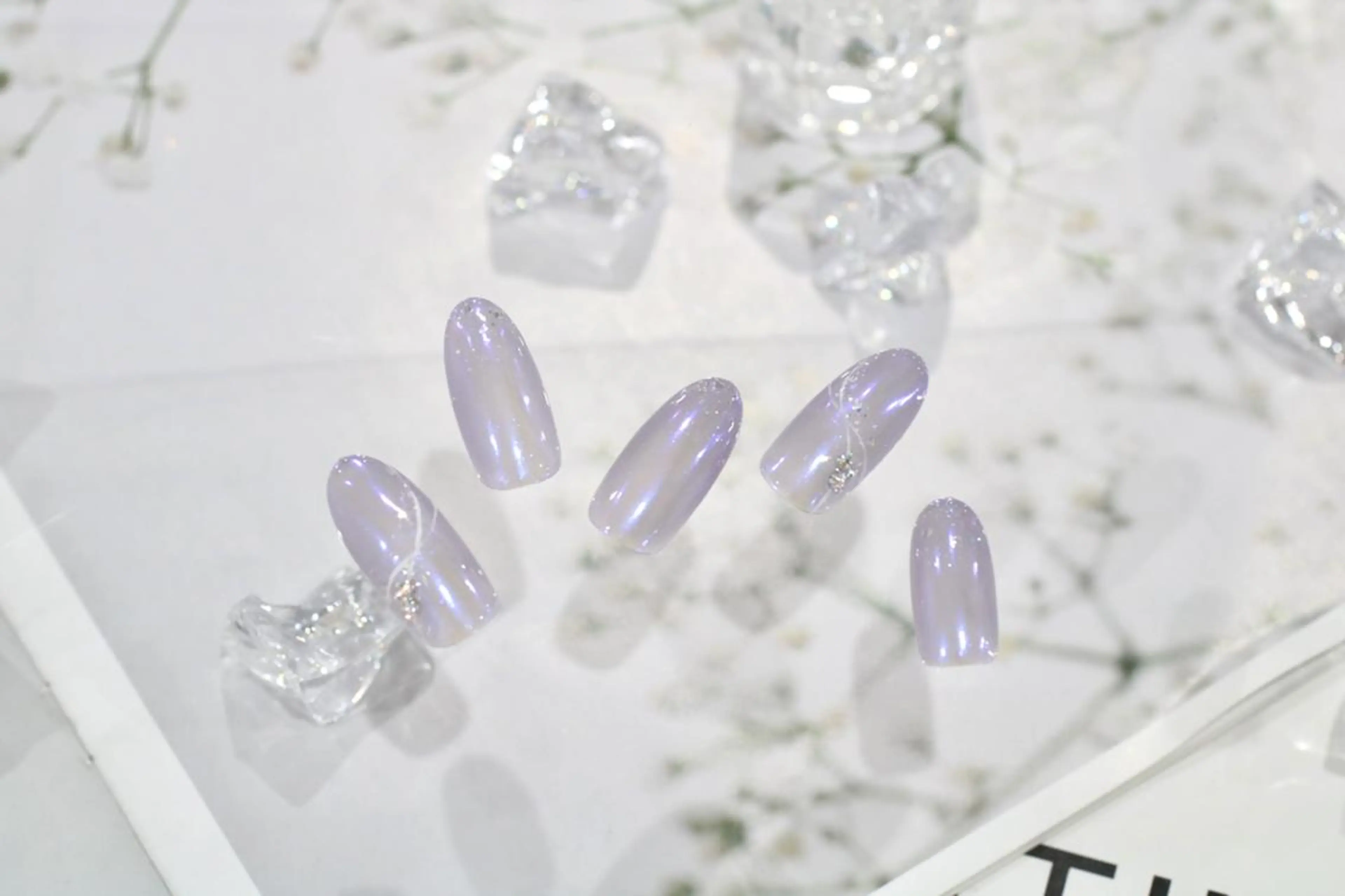 ネイル Leonie misuzu. oのネイルデザイン