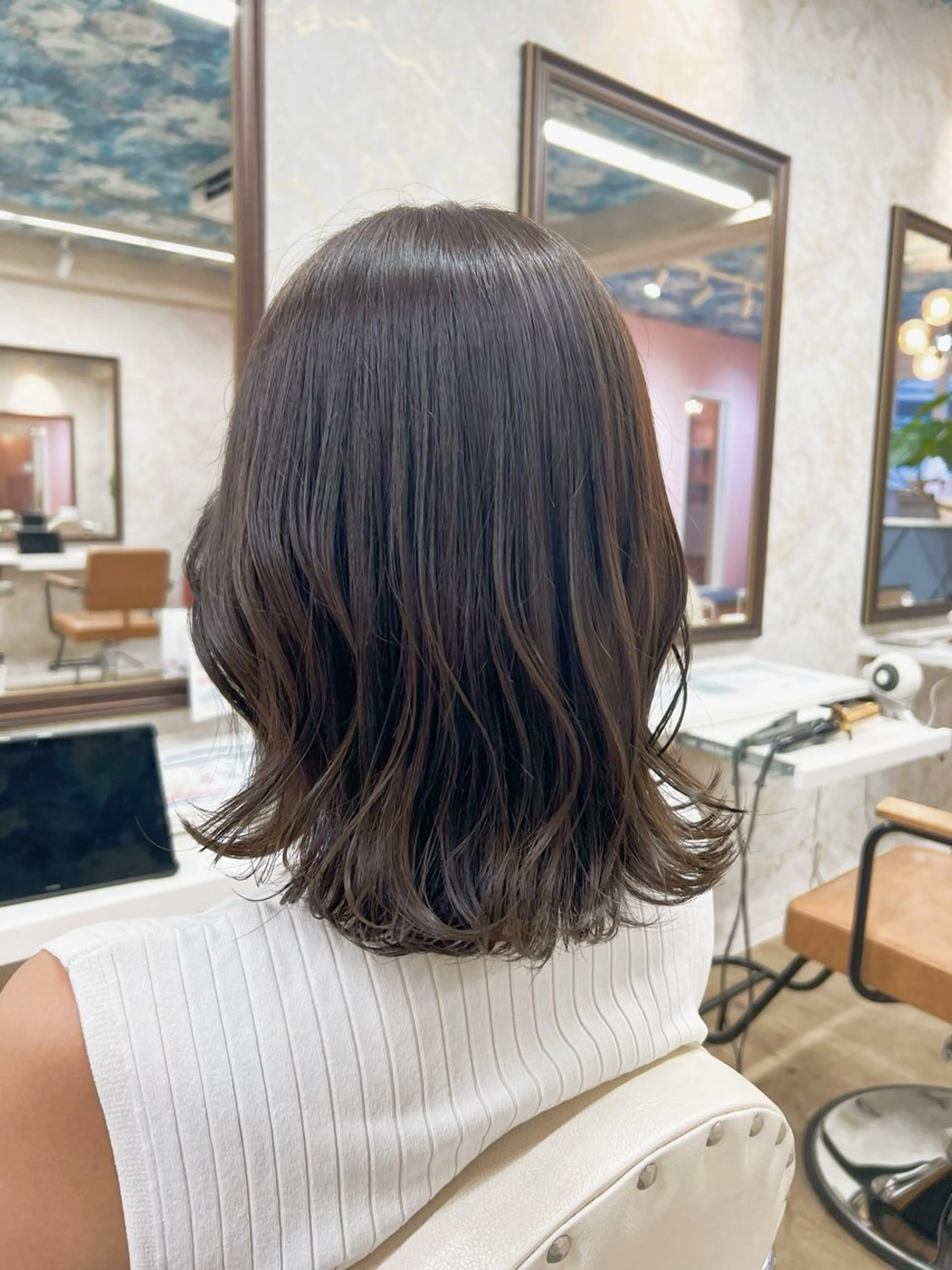 ミディアム カット ヘアカラー トリートメント 髪質改善特化💫 韓国ヘアAyumuのヘアスタイル