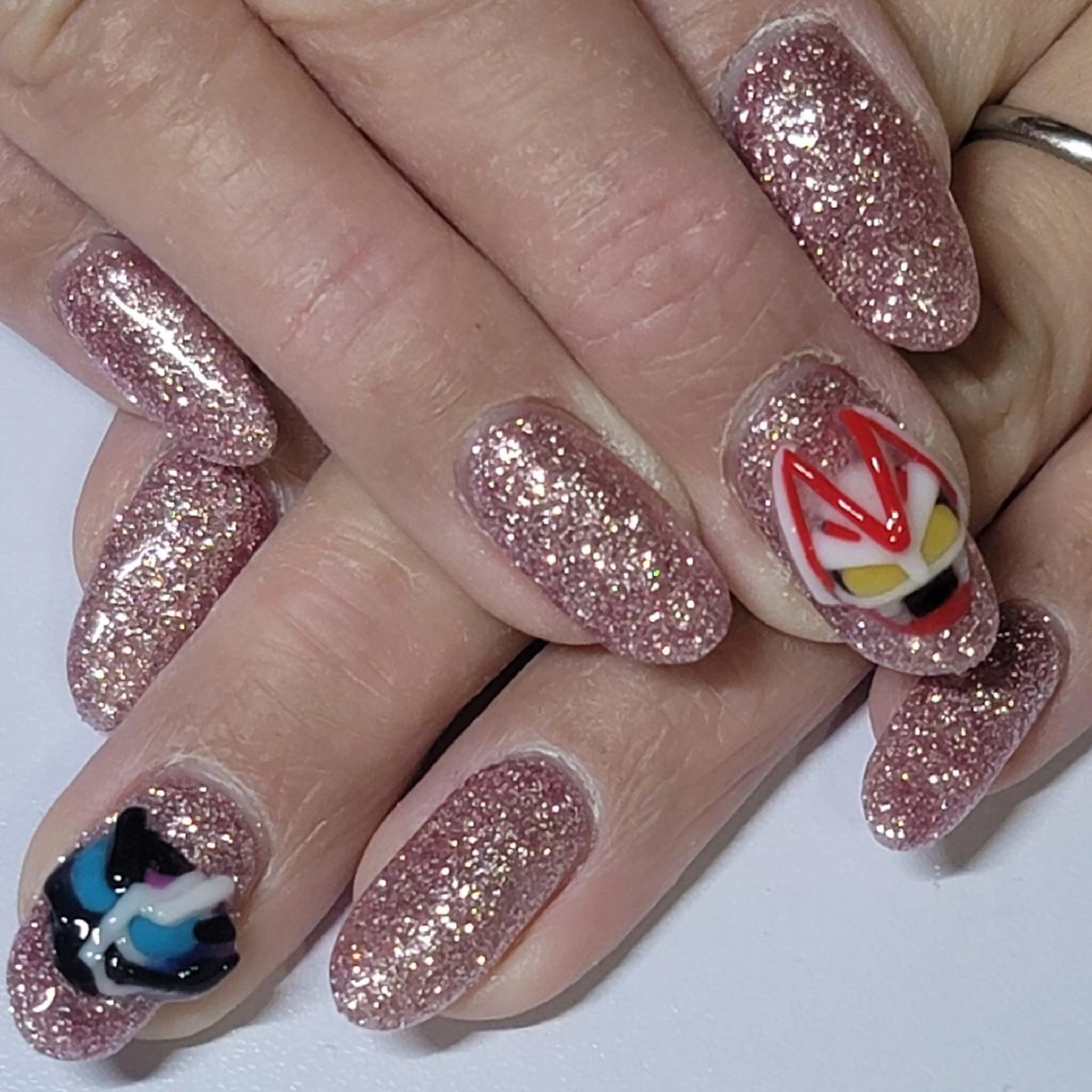 ネイル アートネイル キラキラネイル ラメ(グリッター) ワンカラーネイル ピンク ハンドネイル よしだ ひろきのネイルデザイン