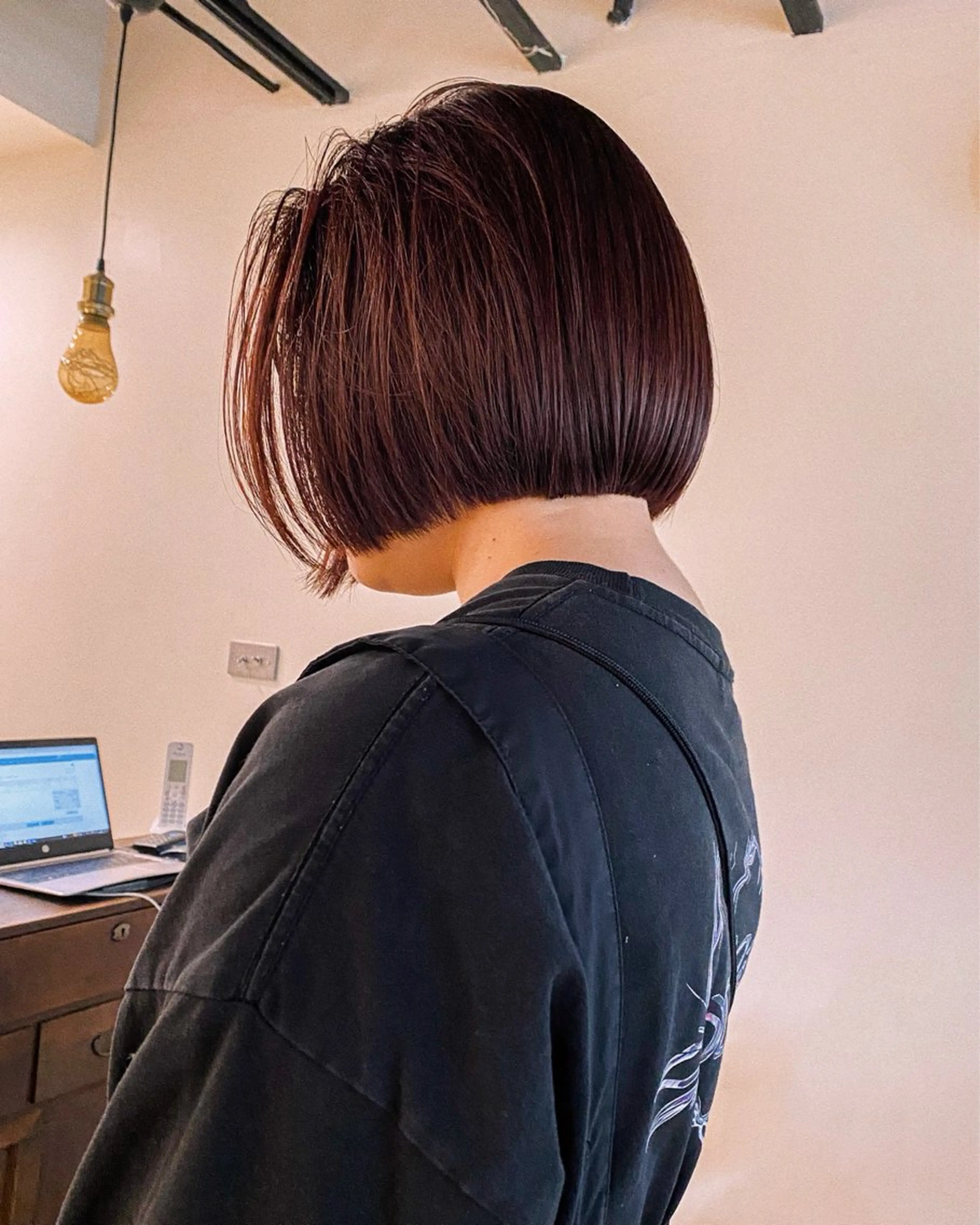 ショート カラー ブリーチ オレンジ 板谷みさき /艶ボブ/藤沢美容室のヘアスタイル