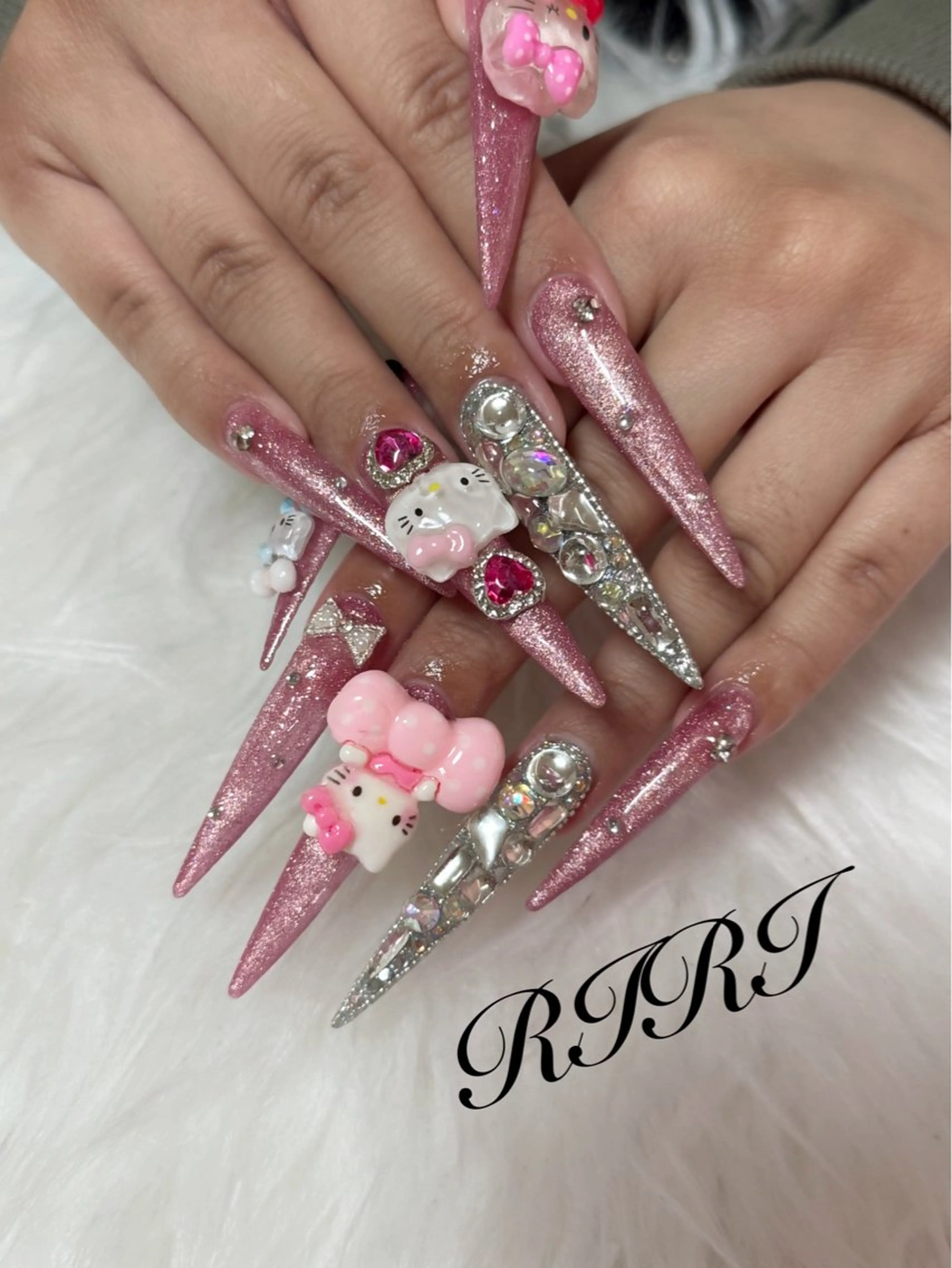 ネイル ジェルネイル ロングネイル マグネットネイル スカルプネイル シンプルネイル ハンドネイル riri オーナーのネイルデザイン