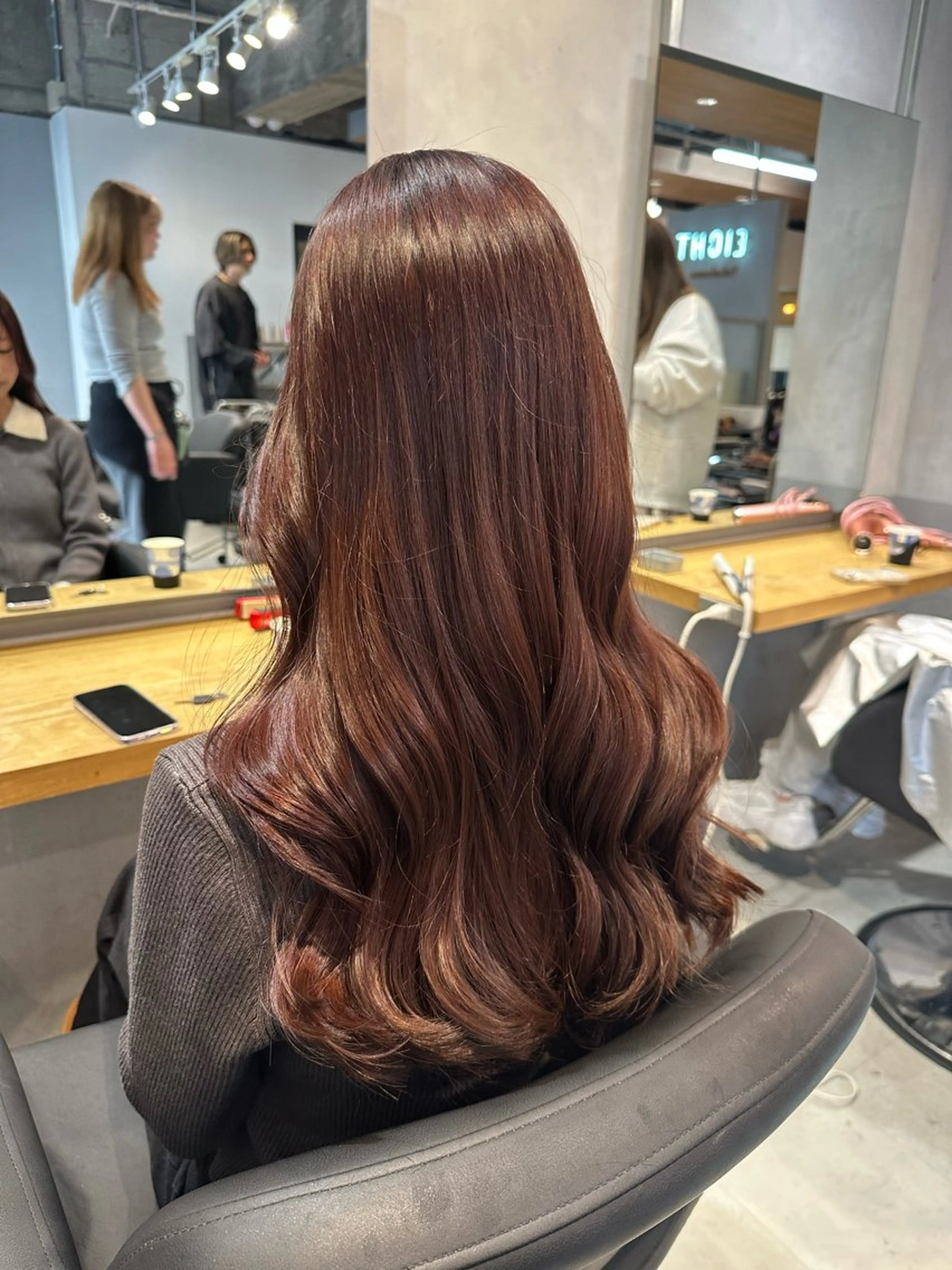 セミロング カラー ヘアカラー トリートメント 💖ハイライト/ハイ トーン💖MIKIのヘアスタイル