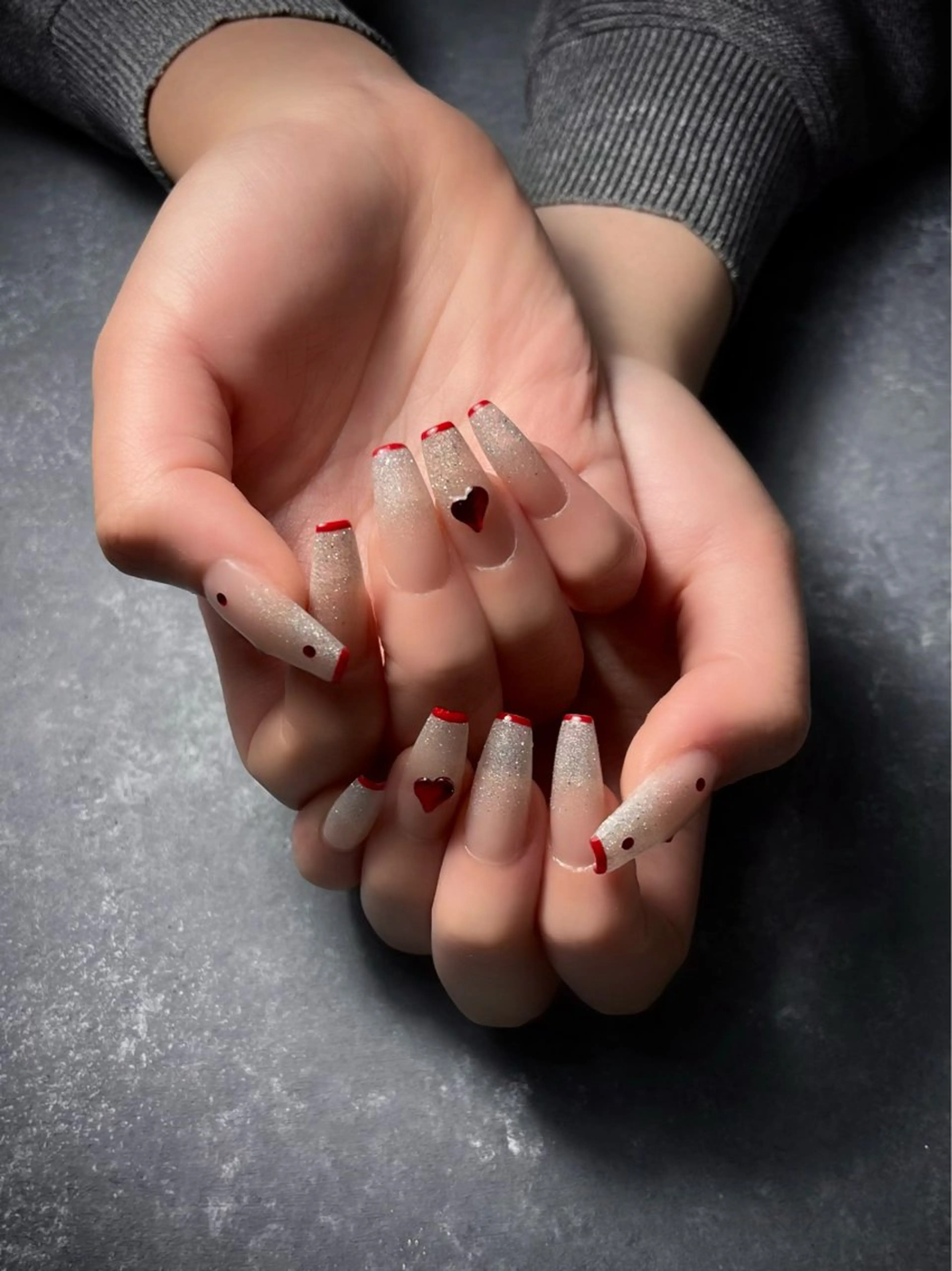 ネイル キラキラネイル マグネットネイル ワンカラーネイル スカルプネイル ワンホンネイル nine.🦋 YUKOのネイルデザイン