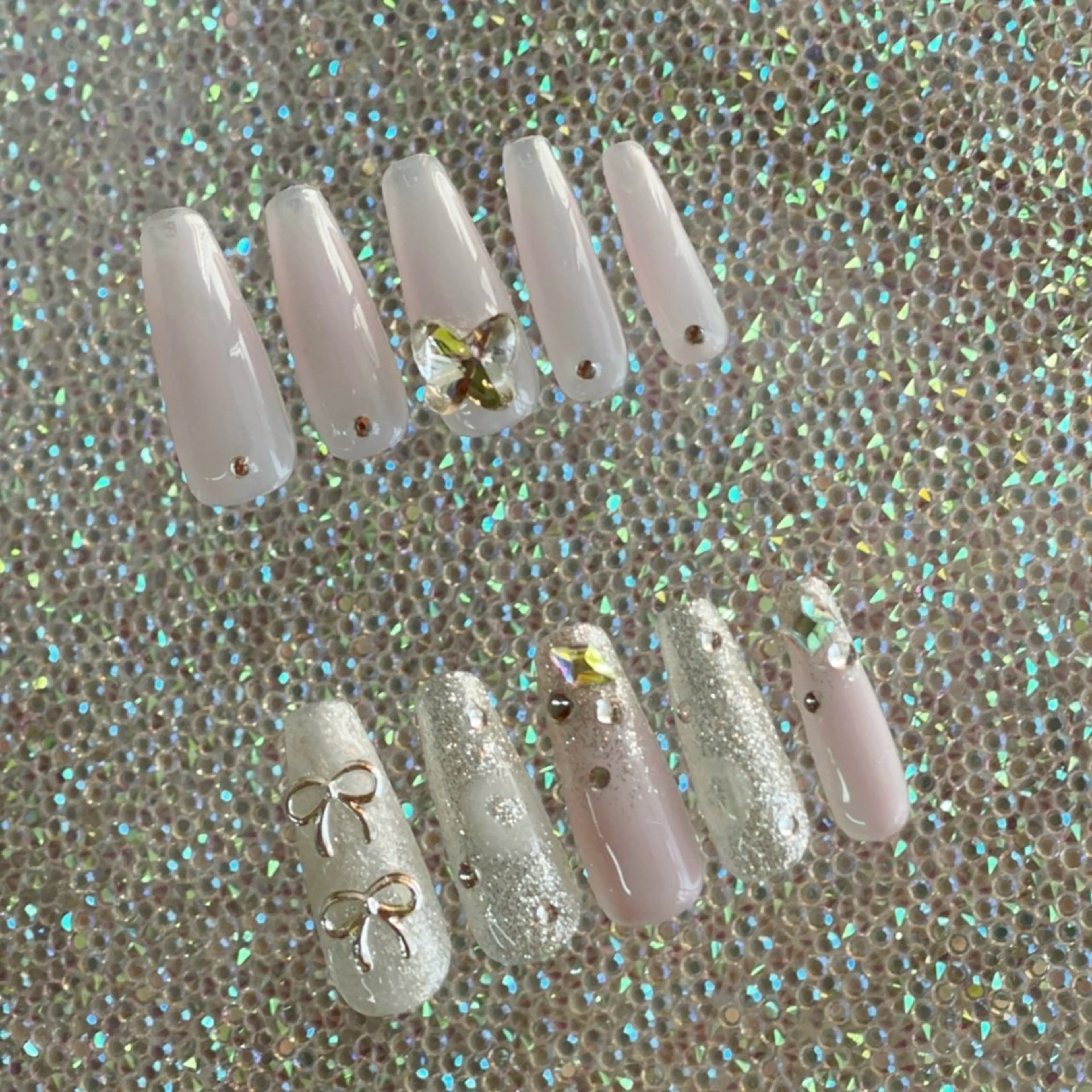 ネイル ハンドネイル 🐈‍⬛ Minamiのネイルデザイン