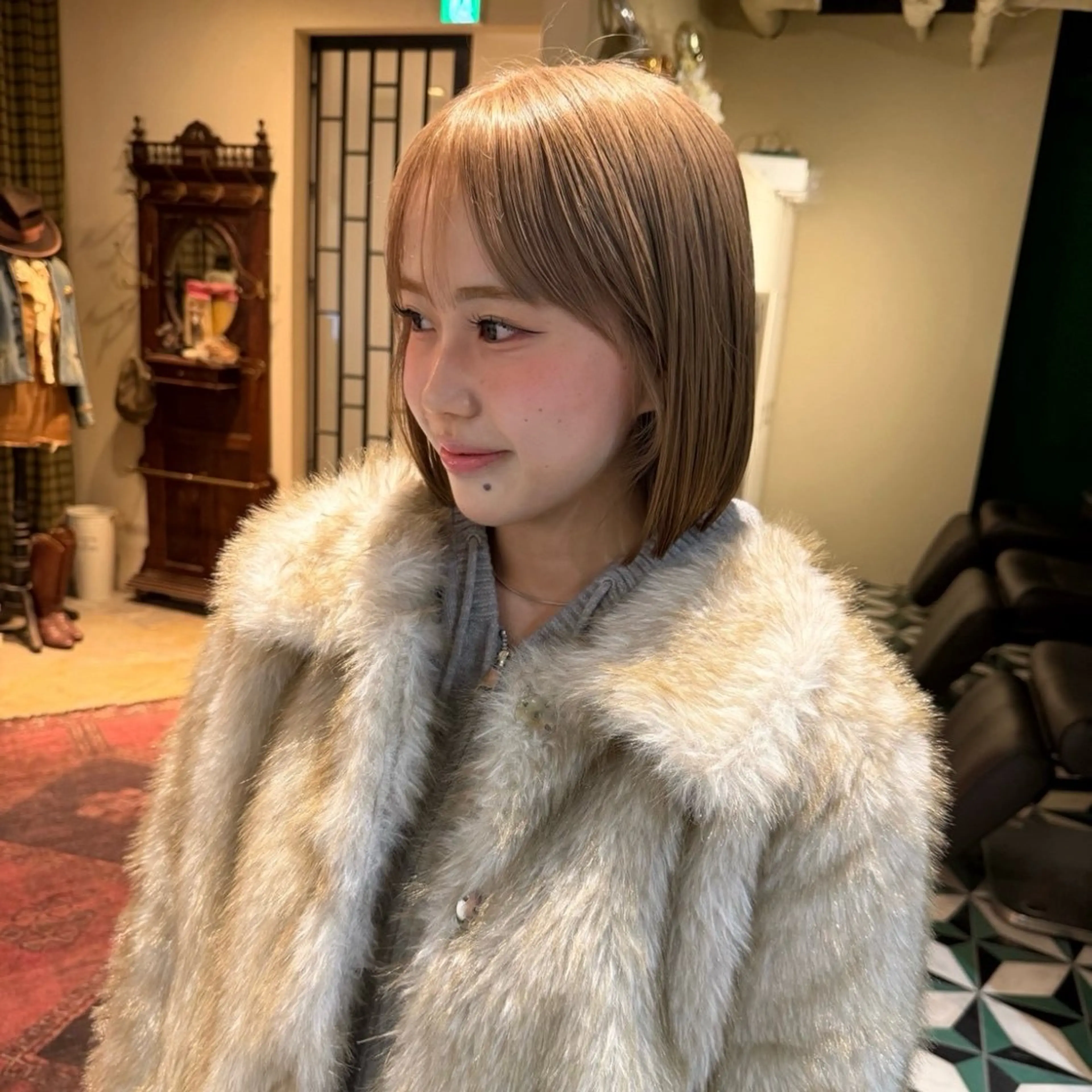 ミディアム カラー ヘアカラー カラーモデル🎀 アイラッシュ/YUIのマツエク・マツパデザイン