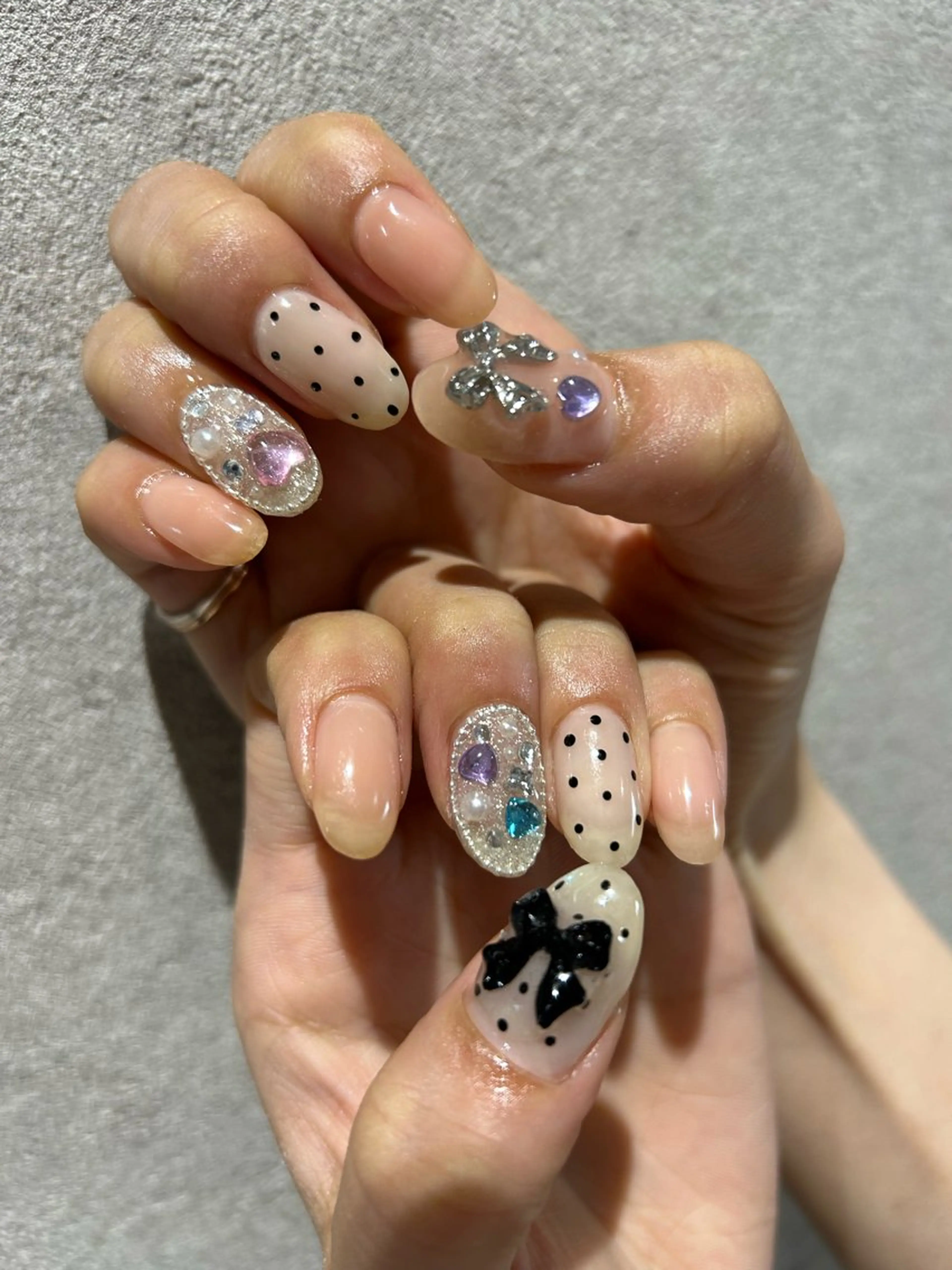 ネイル ドット 大山 なつみのネイルデザイン