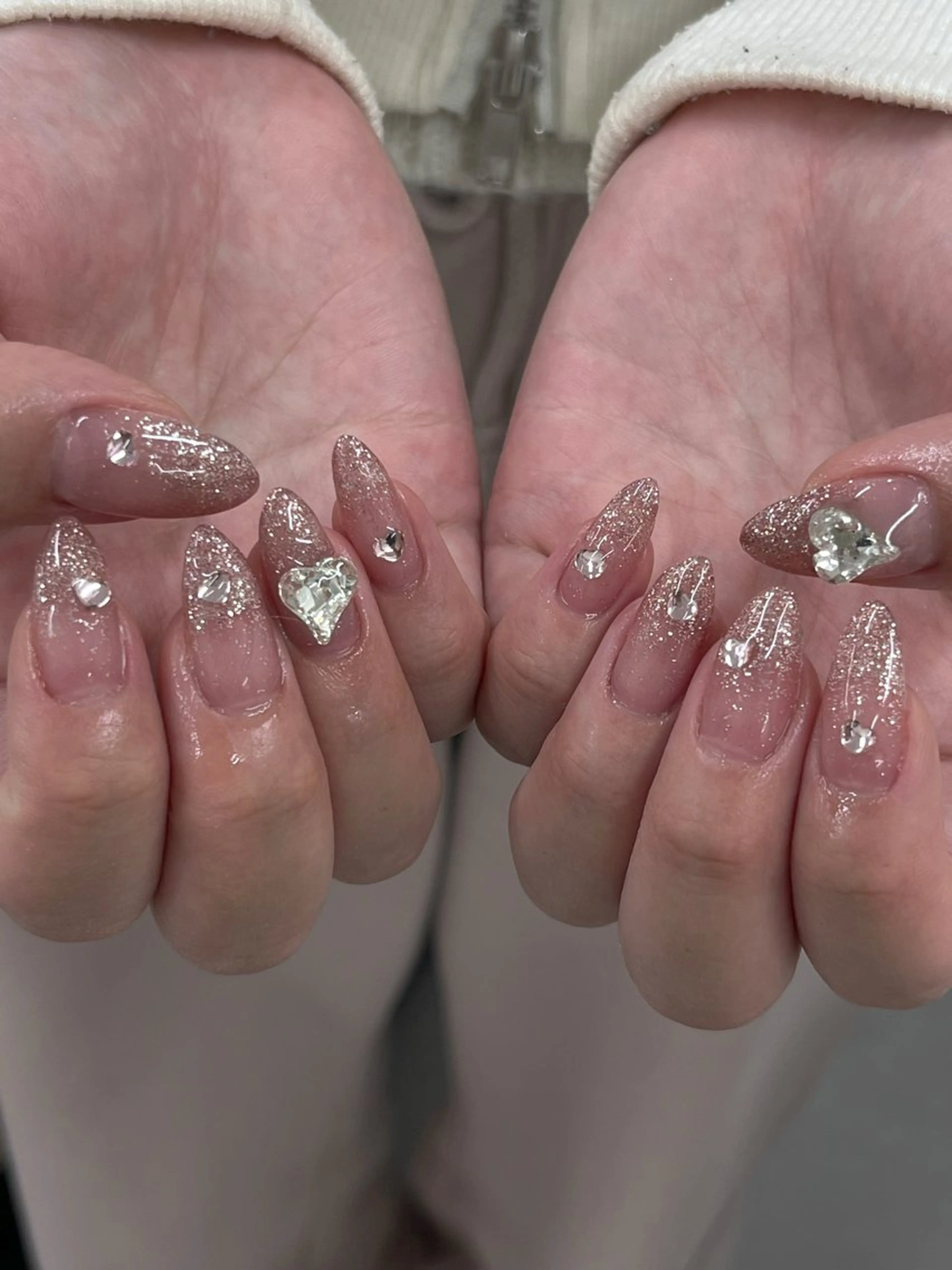 ネイル ハート ハンドネイル schon 🎀saraのネイルデザイン