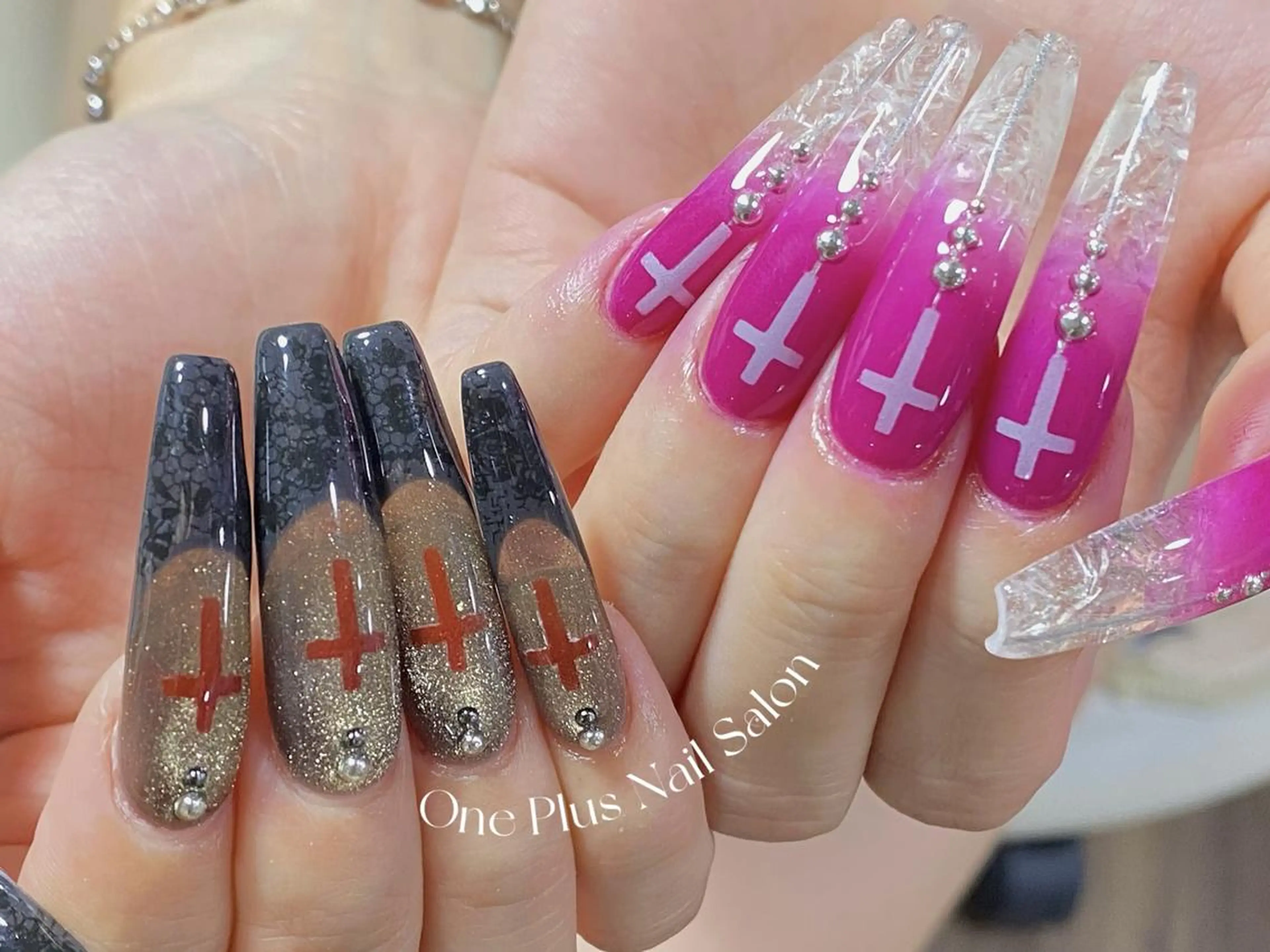 ネイル オーロラネイル 長さ出し フットネイル フレンチネイル ジェルネイル One Plus Nail Salonのネイルデザイン