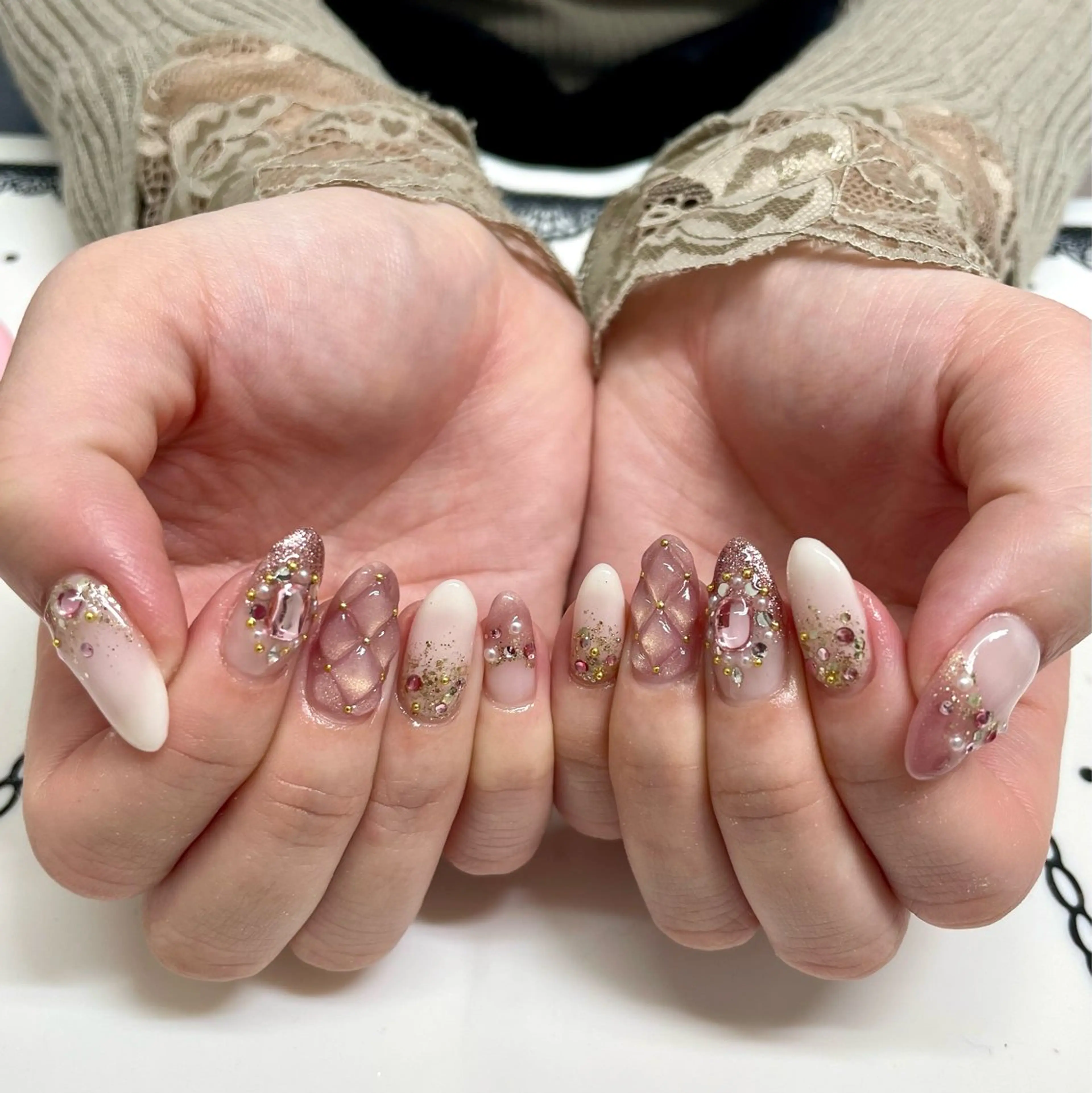 ネイル ハンドネイル nailsalon sugarr所属・nailist cocoのネイルデザイン