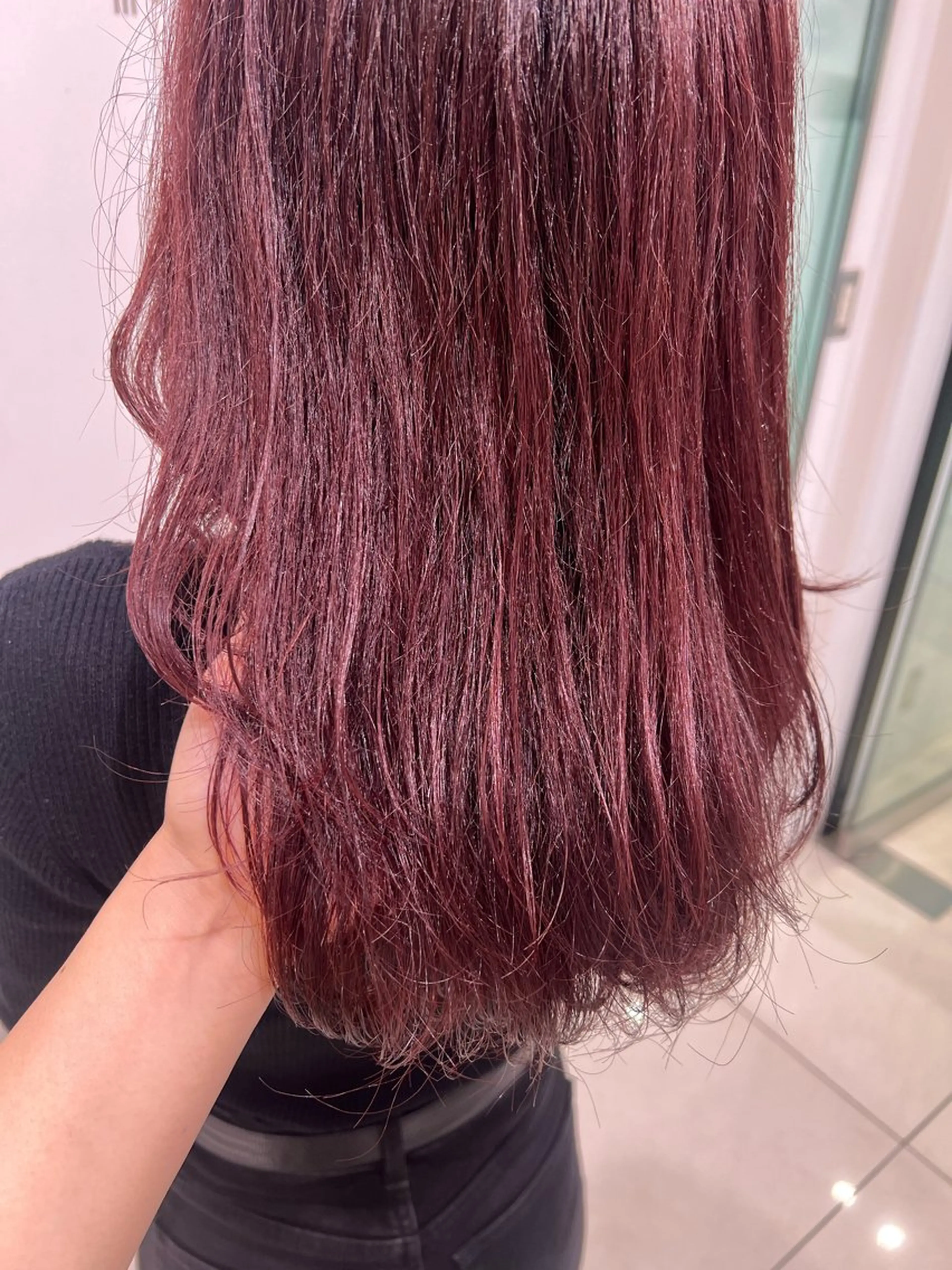 ロング カラー ブリーチ 透明感カラー ラベンダーカラー ブリーチなしカラー ピンクカラー ヘアカラー トリートメント 【暖色カラー特化】 中山由梨のヘアスタイル