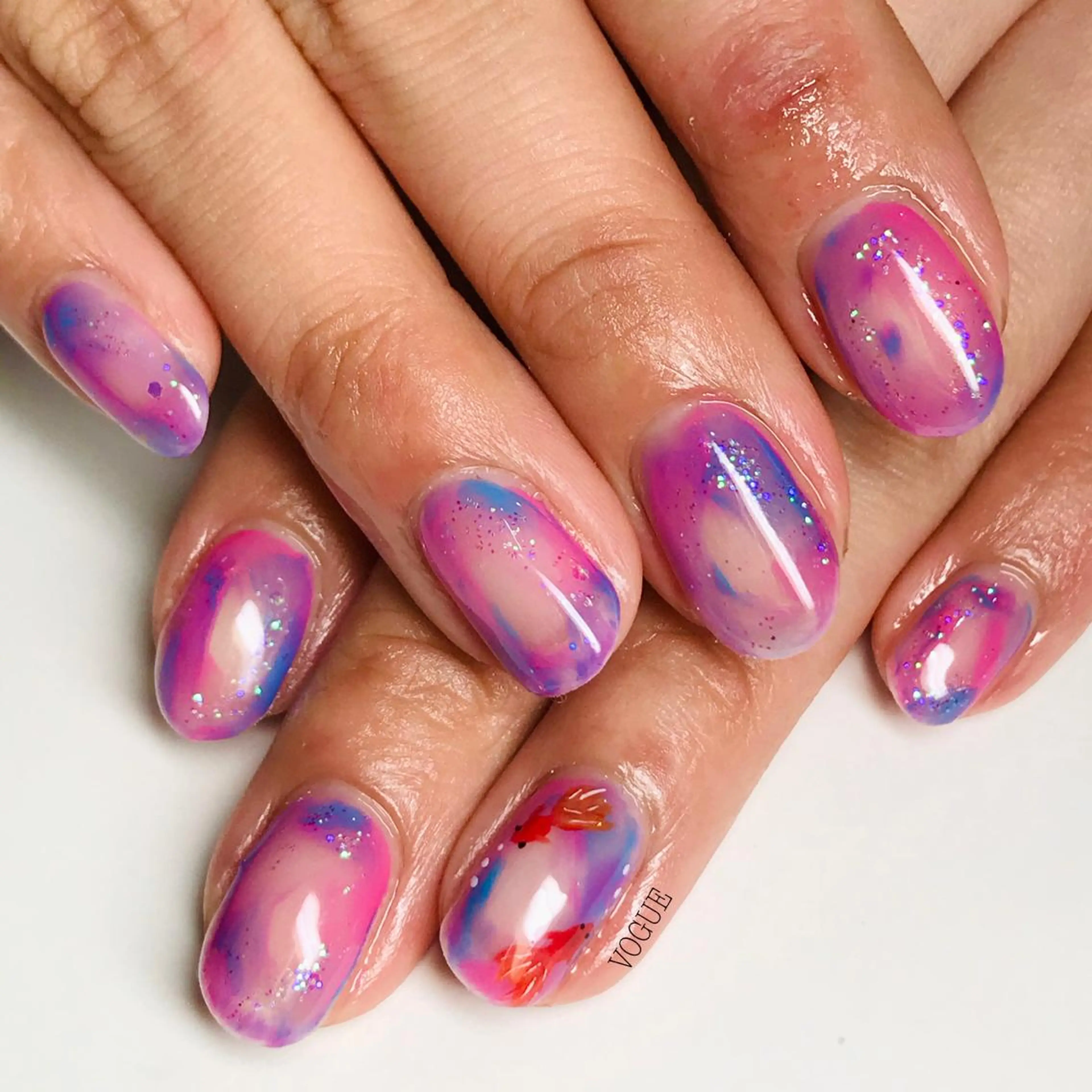 ネイル クリアネイル ニュアンスネイル ハンドネイル VOGUE ×SWANのネイルデザイン