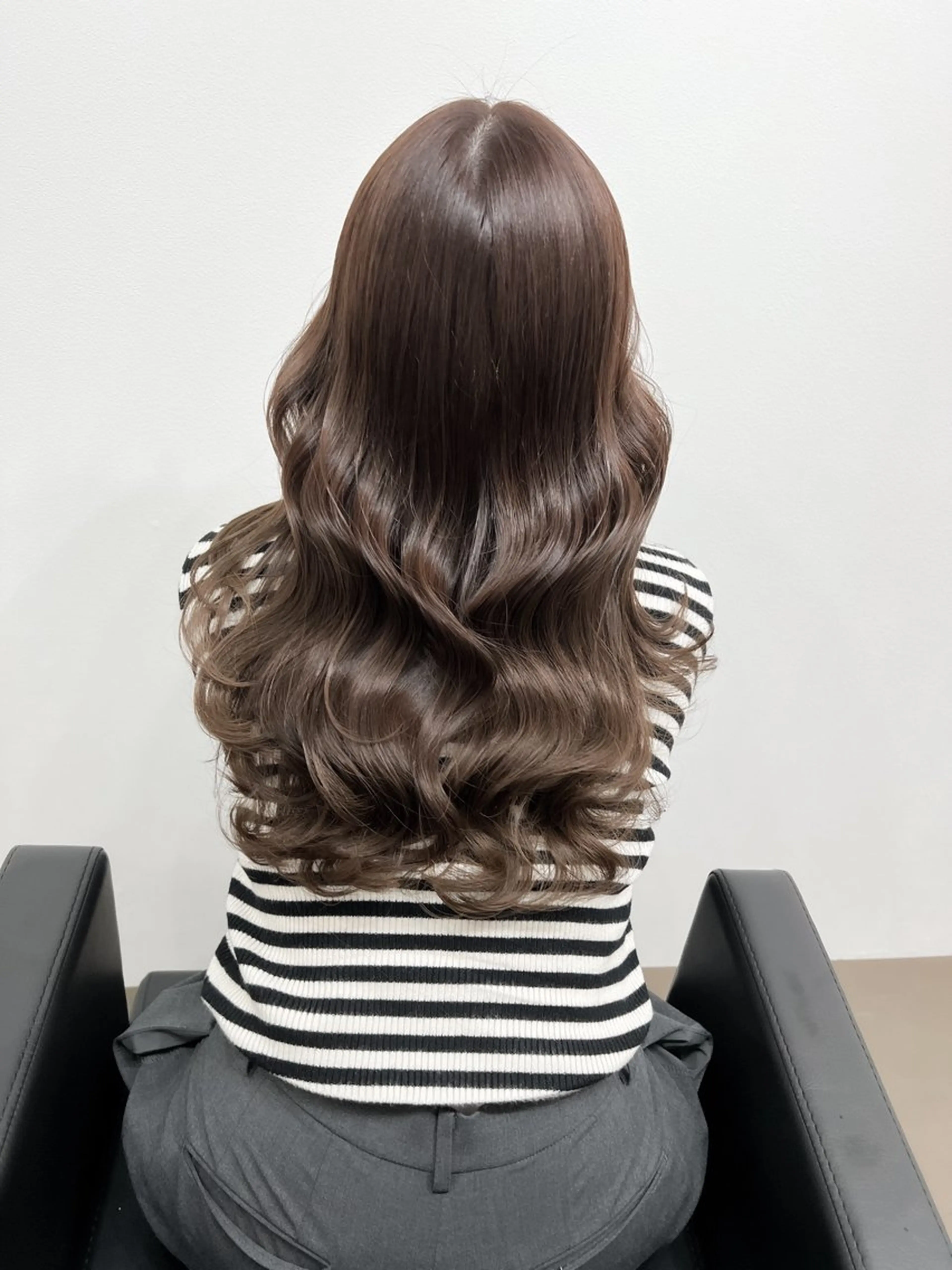 ロング カラー 透明感カラー 韓国風ヘア レイヤーカット カット ヘアカラー ioe 元町のヘアスタイル