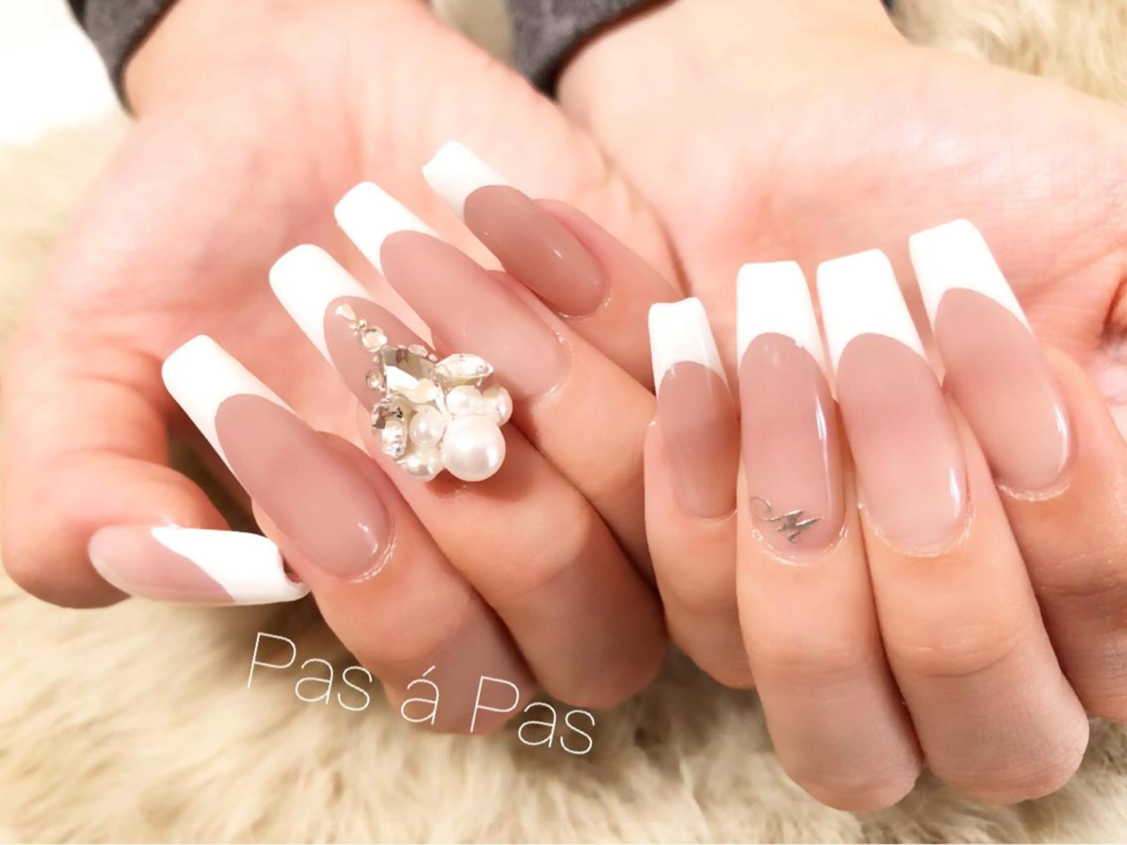 ネイル フットネイル ジェルネイル ニュアンスネイル パラジェル スカルプネイル Yakko pas á pasのネイルデザイン